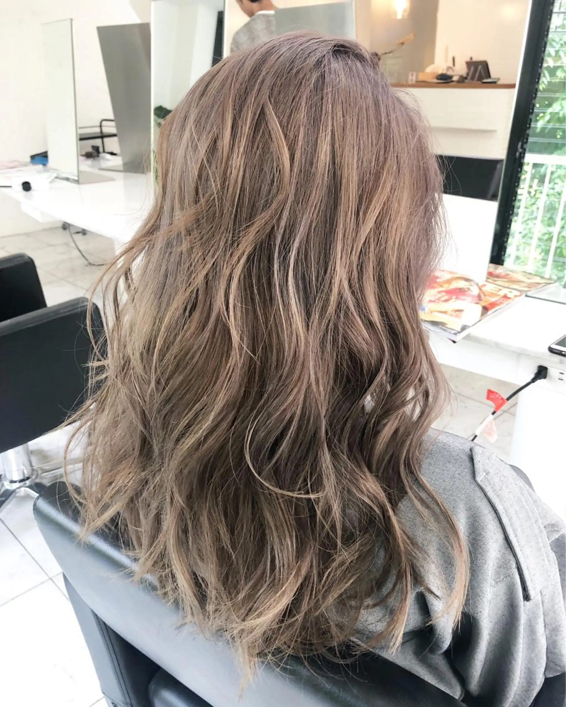 カラー レイヤーカット BLend 渋谷のヘアスタイル