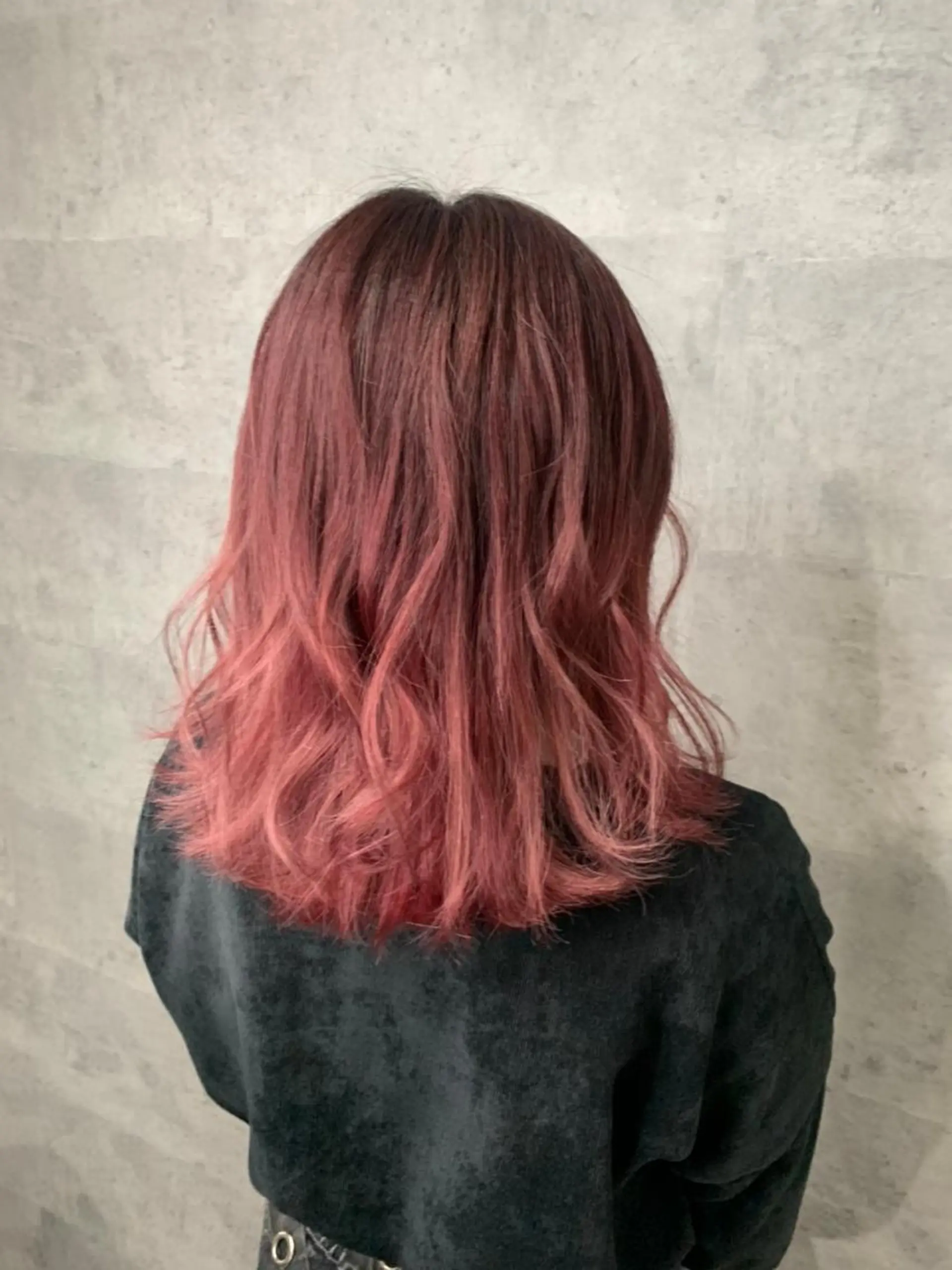 セミロング _WHITE 天神店のヘアスタイル