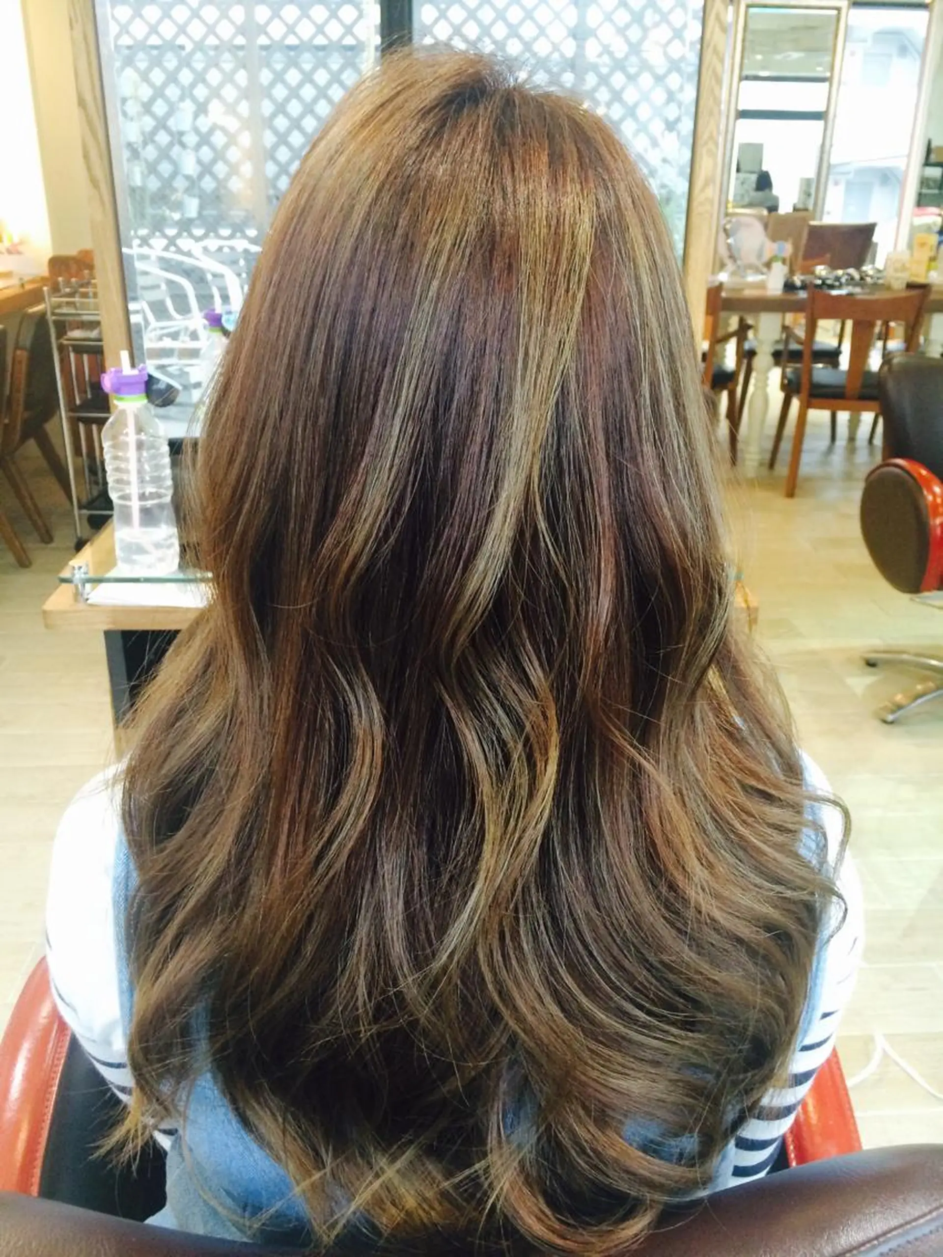 ロング カラー 透明感カラー ハイライトカラー ハイライト メンズパーマの巨匠 鈴木純のヘアスタイル
