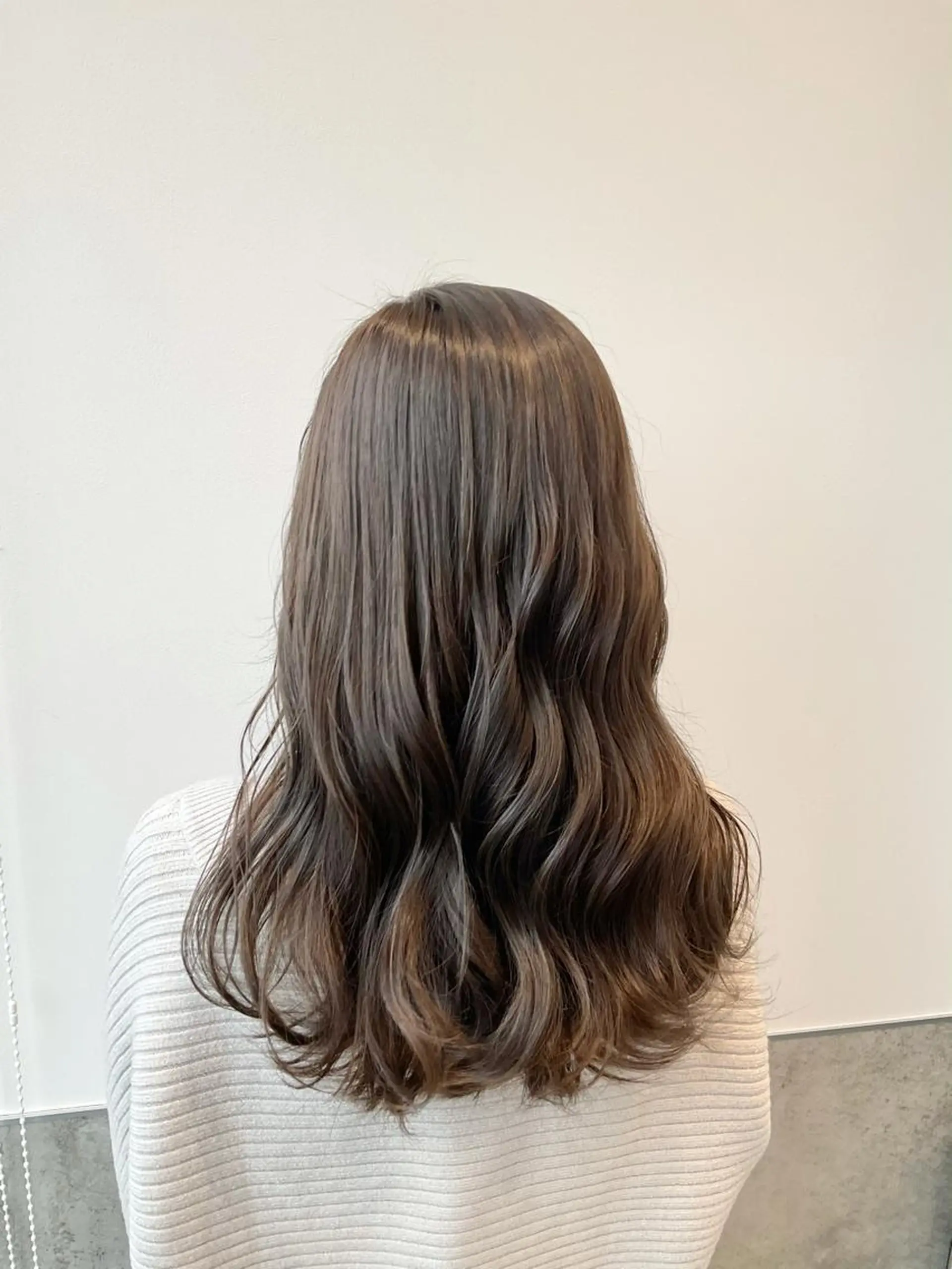 ロング カラー グレージュ ヘアカラー トリートメント ヘッドスパ ヘアセット yoshi ☆のヘアスタイル