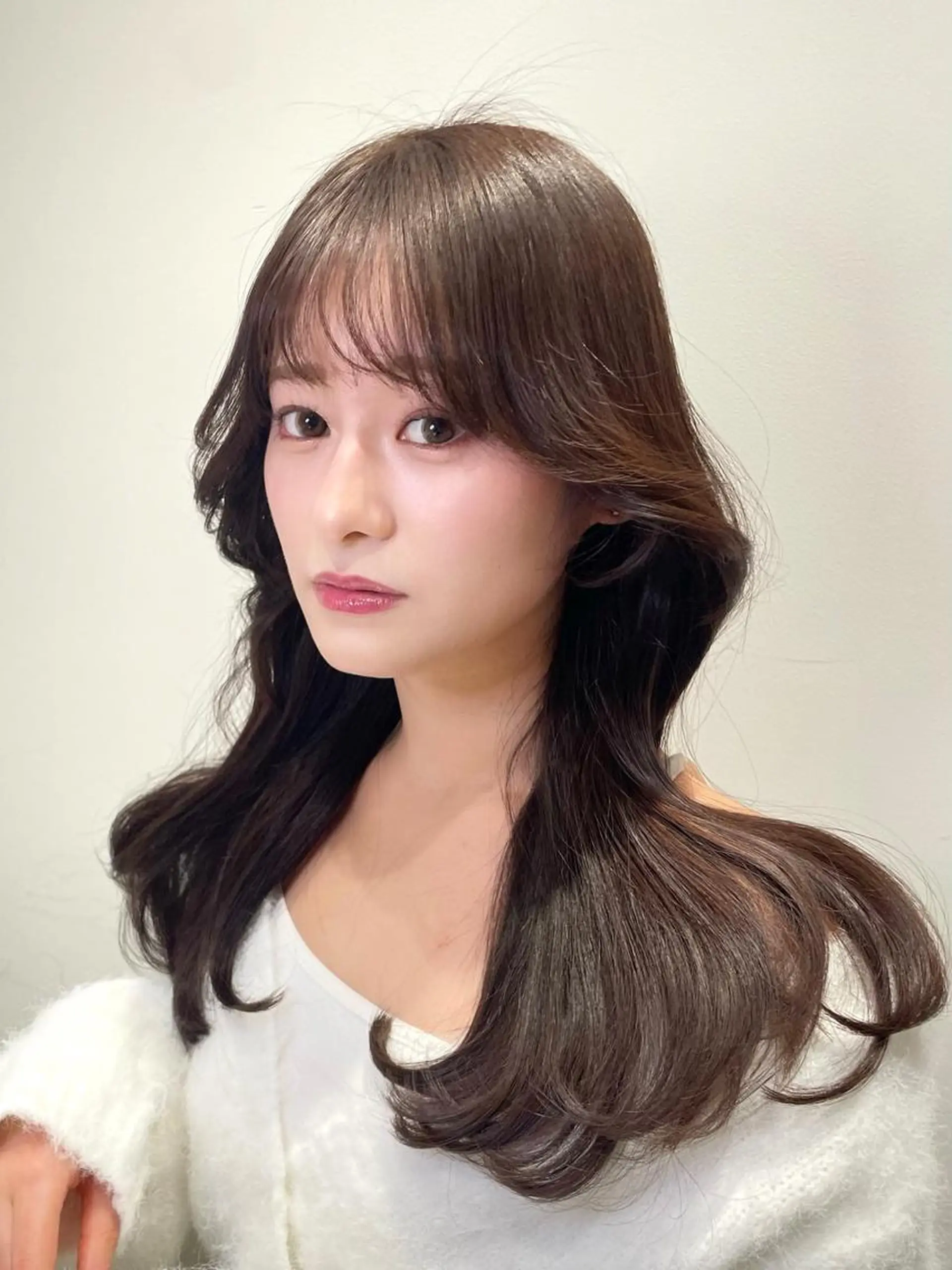 ロング カラー ヘアアレンジ 🤎小顔レイヤー /ベージュ🤎友香のヘアスタイル