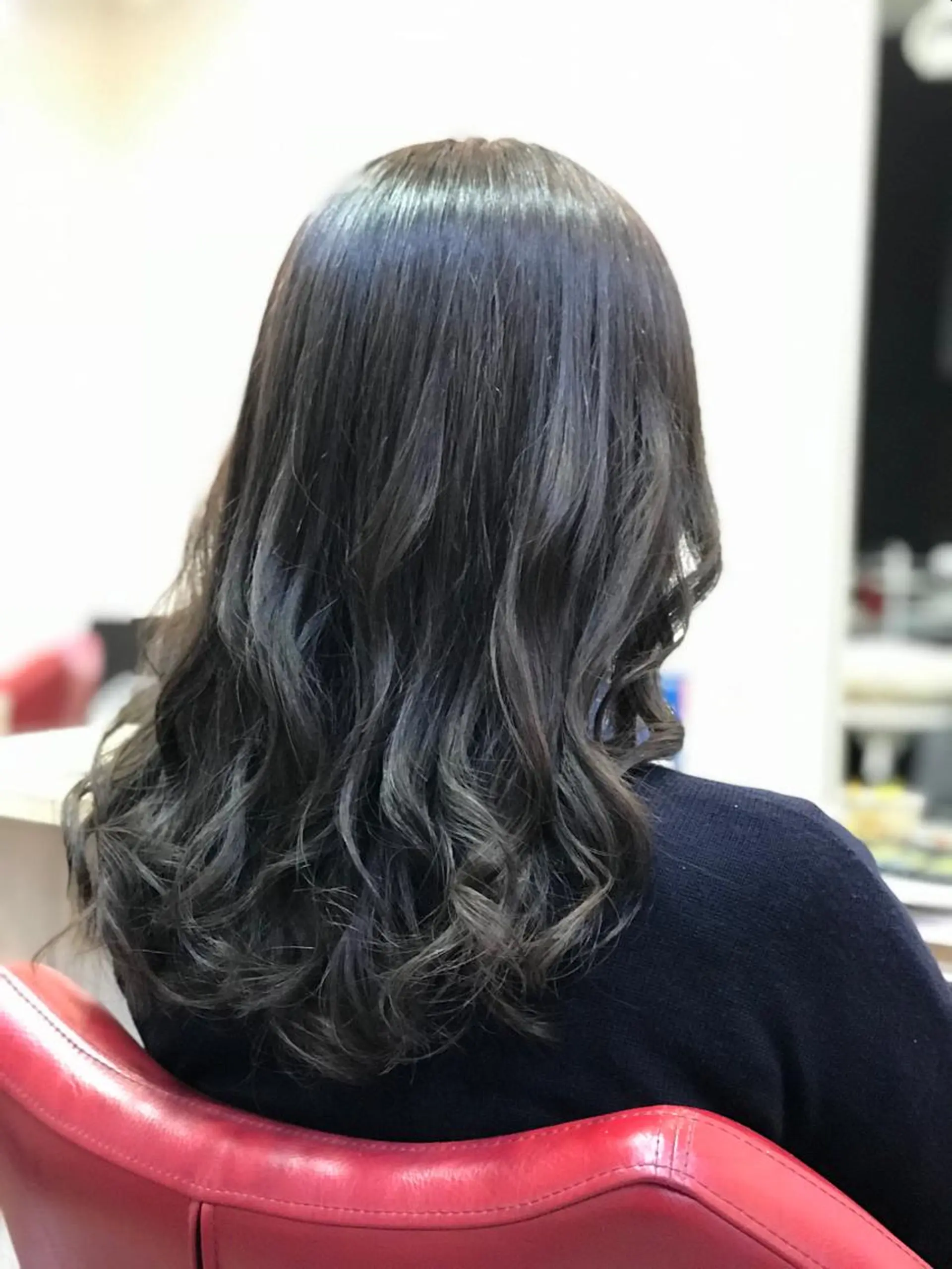 セミロング カラー 渋谷宮益坂 omoのヘアスタイル