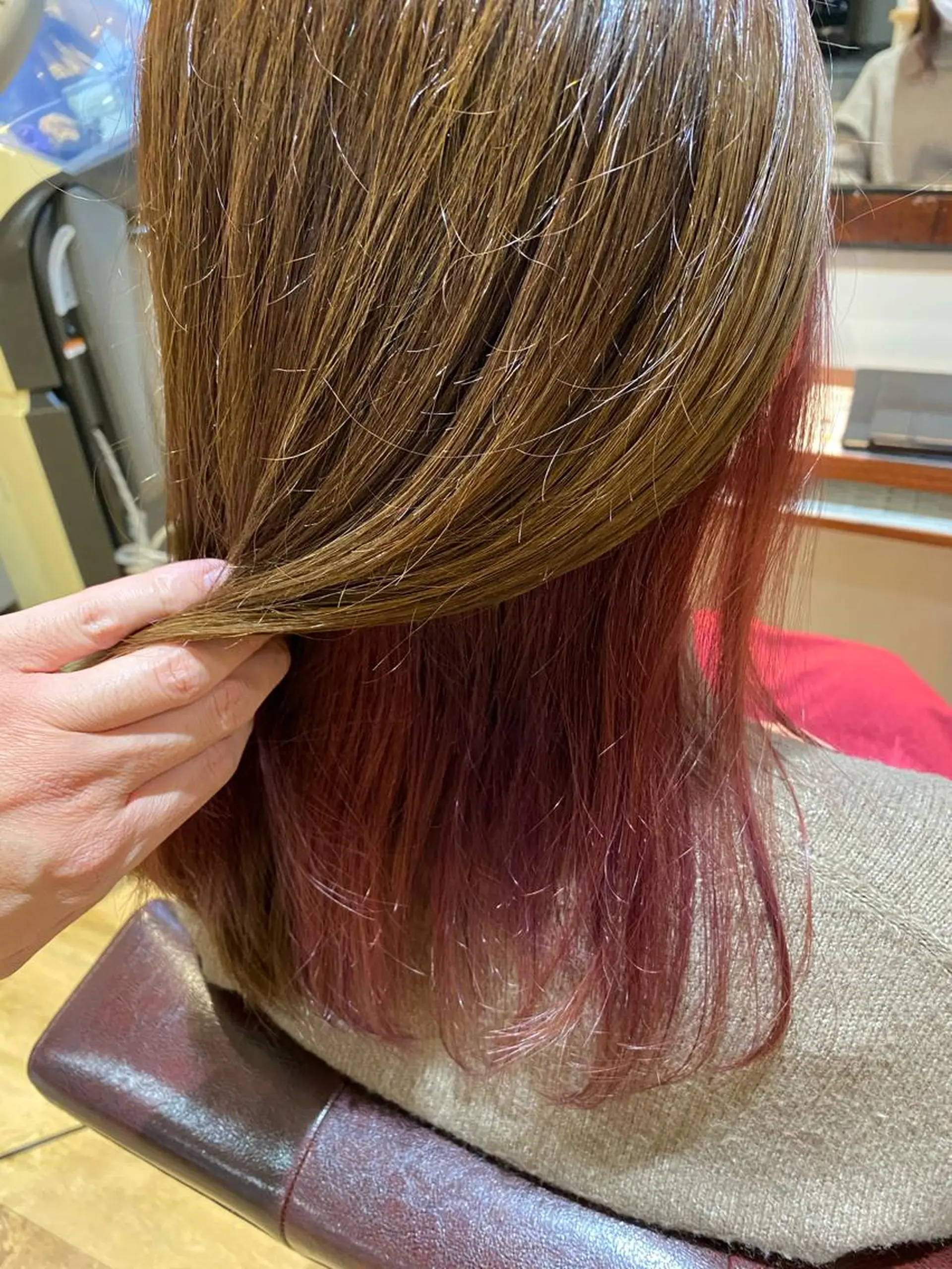 ロング カット ヘアカラー 鈴木 マサアキのヘアスタイル