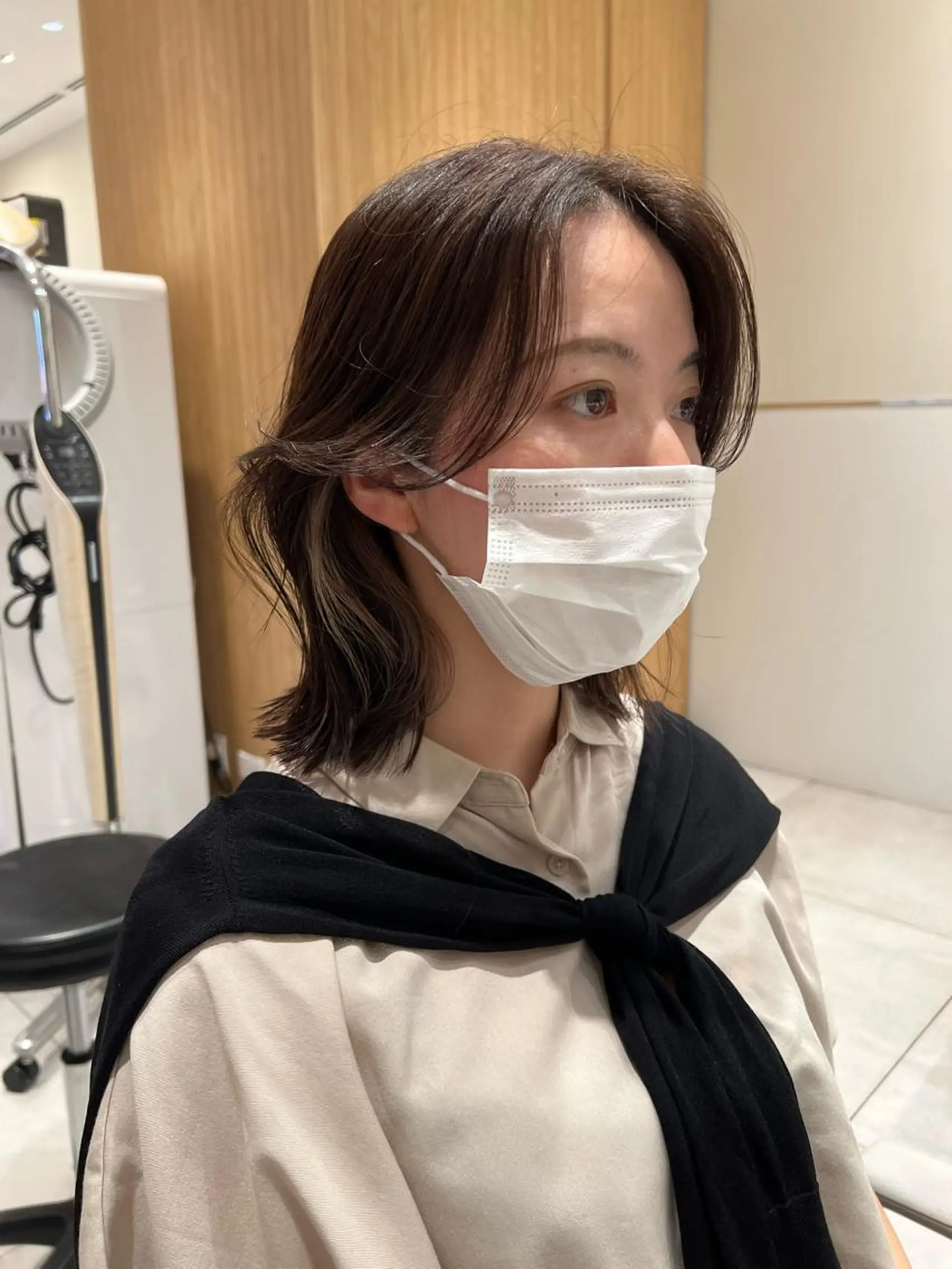 ミディアム カラー カット ヘアカラー トリートメント レイヤー専門家 ダブルカラー修のヘアスタイル