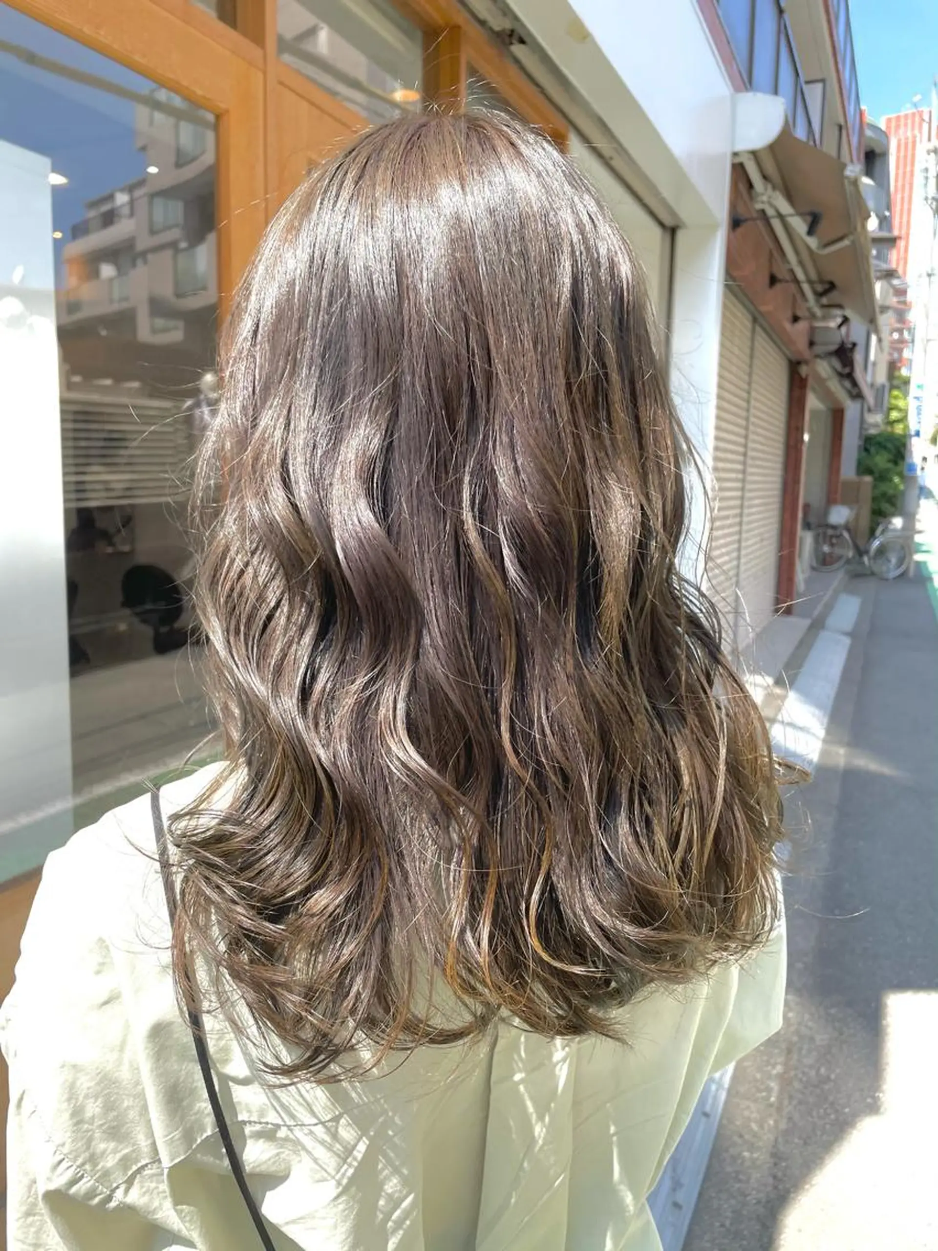 セミロング カラー ヘアアレンジ REONA🪽✨薬院 レイヤーカット🫧のヘアスタイル