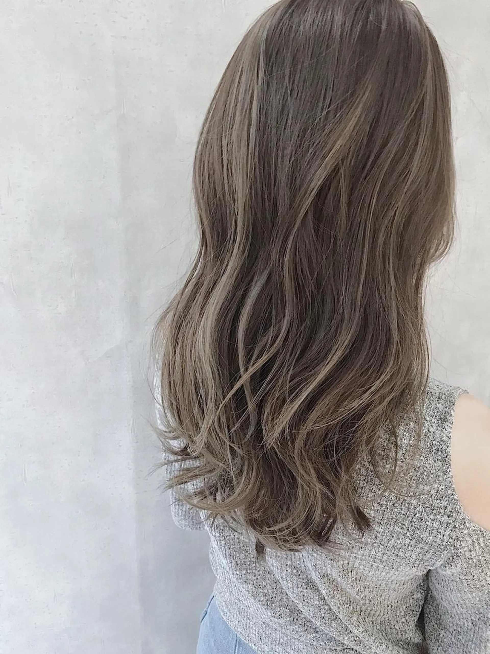 セミロング カラー アディクシーカラー ブリーチ ケアブリーチ ダブルカラー ハイライトカラー MOU namba ムウナンバのヘアスタイル