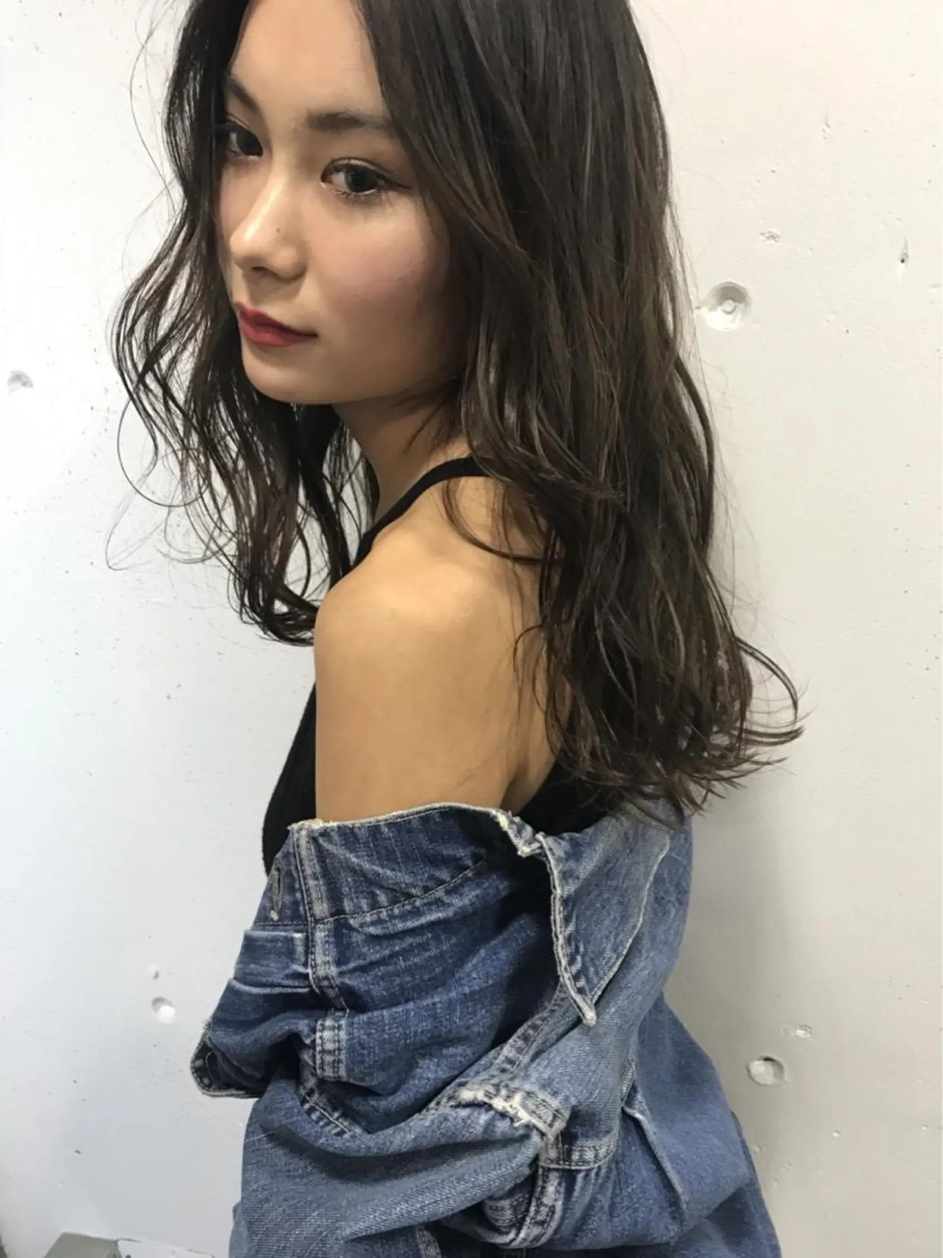 カラー グレージュ オリーブグレージュ オリーブグレー 古賀 侑磨のヘアスタイル