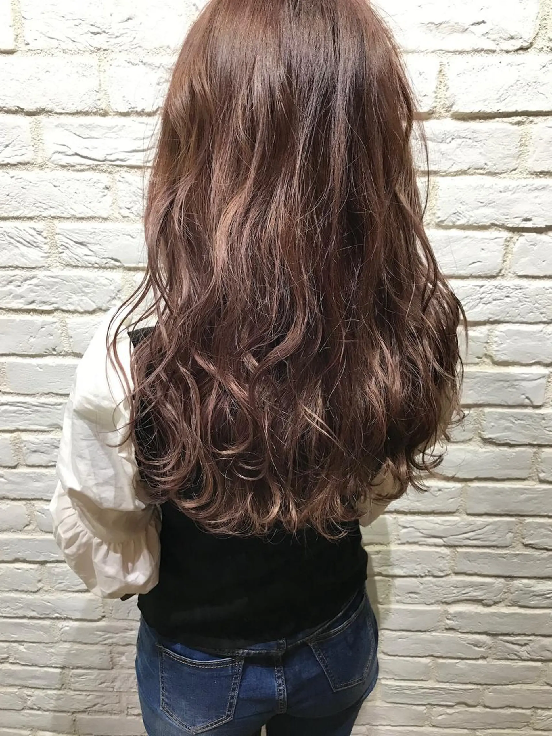 ロング カラー ピンクカラー UMEDA FIGAROのヘアスタイル