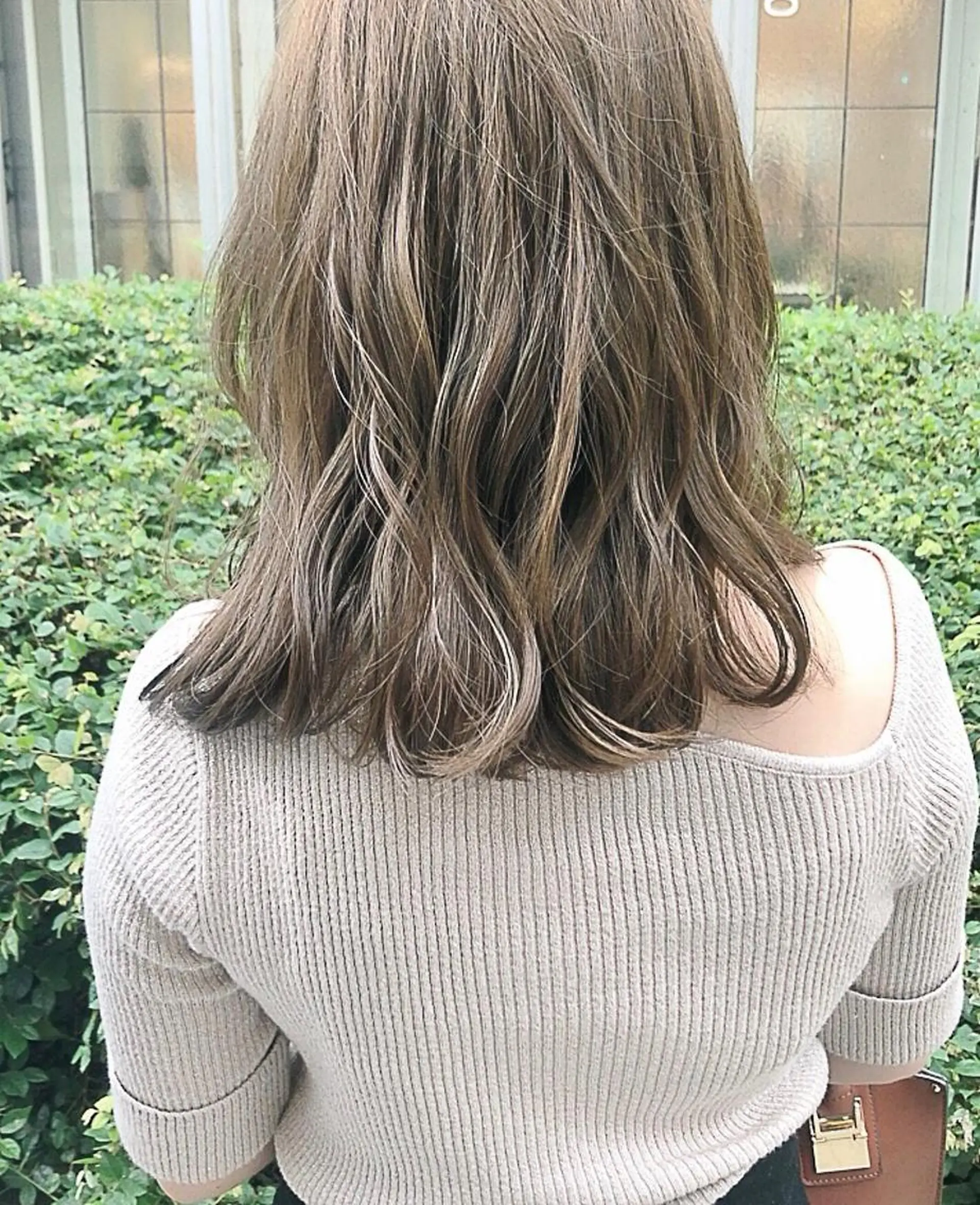 ロング カラー イルミナカラー 外国人風カラー ヘアカラー トリートメント yui .のヘアスタイル