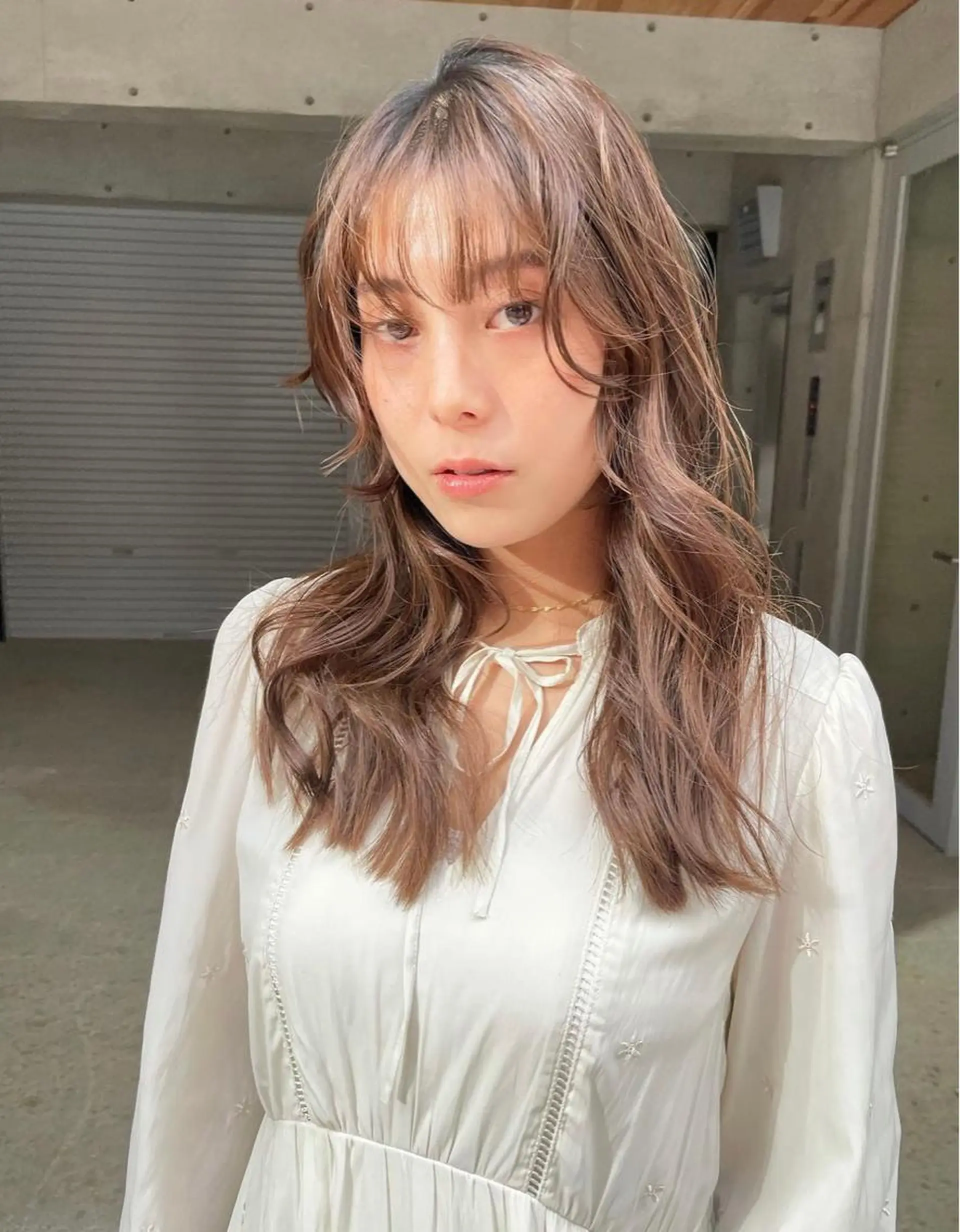 セミロング レイヤーカット/ 酸性ストレート梅田のヘアスタイル