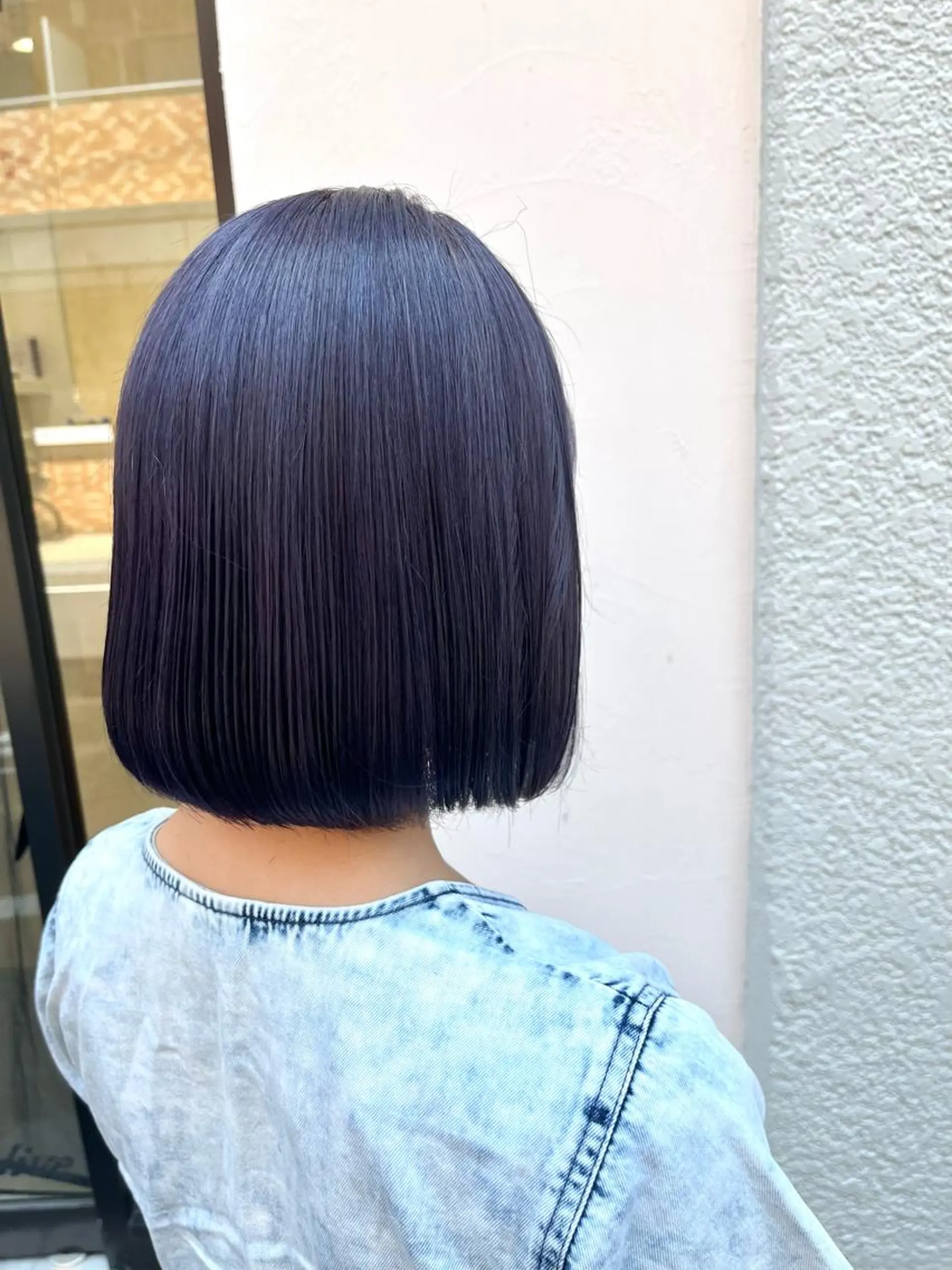 ショート カラー ブリーチ ブルーカラー ケアブリーチ イヤリングカラー ハイライトカラー カット ヘアカラー ボブ/美髪矯正 /佐藤　奈巳のヘアスタイル