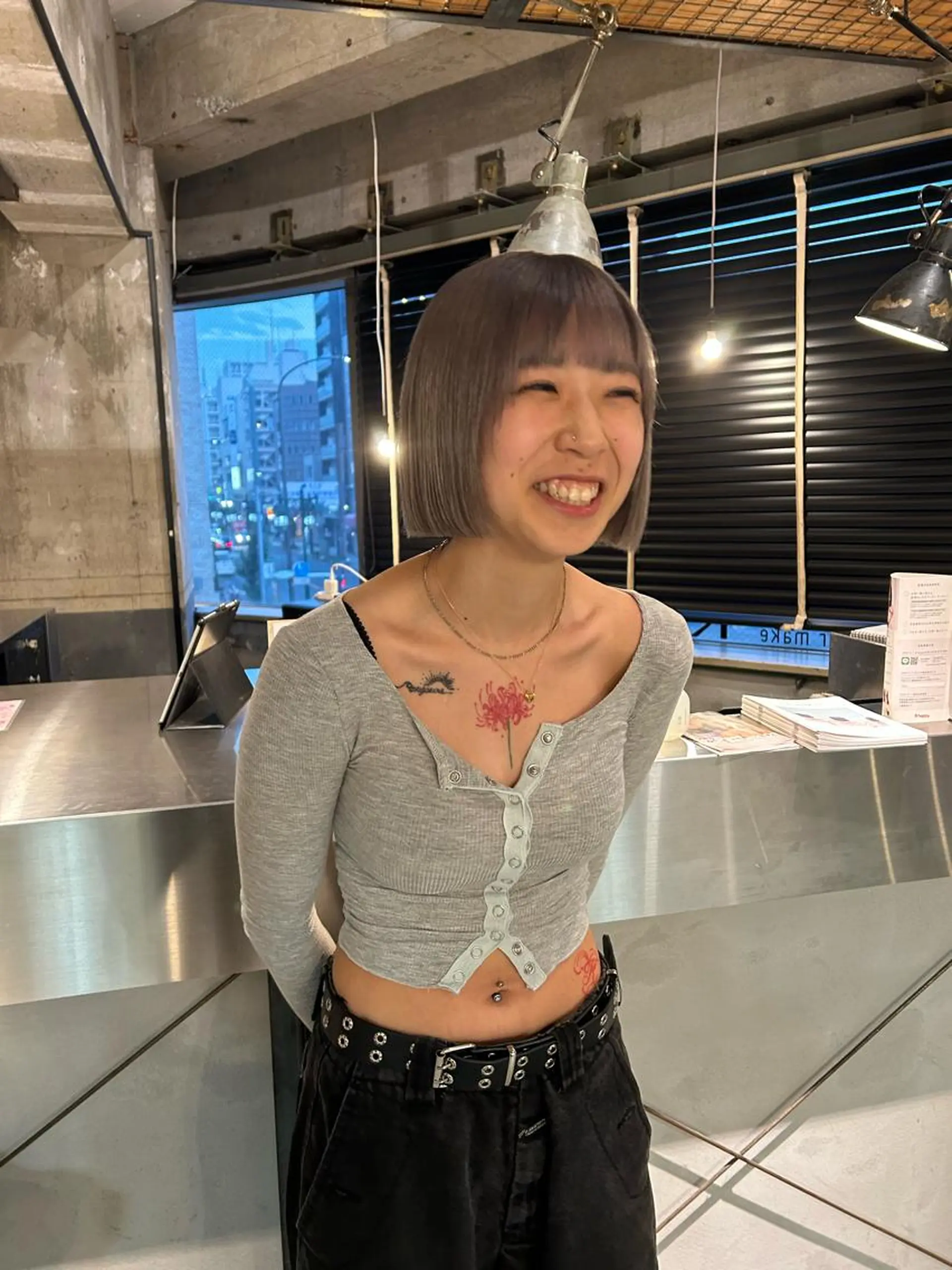 ショート カラー ブリーチ ハイトーンカラー ボブ カット ヘアカラー 海外レイヤー /NAGISAのヘアスタイル