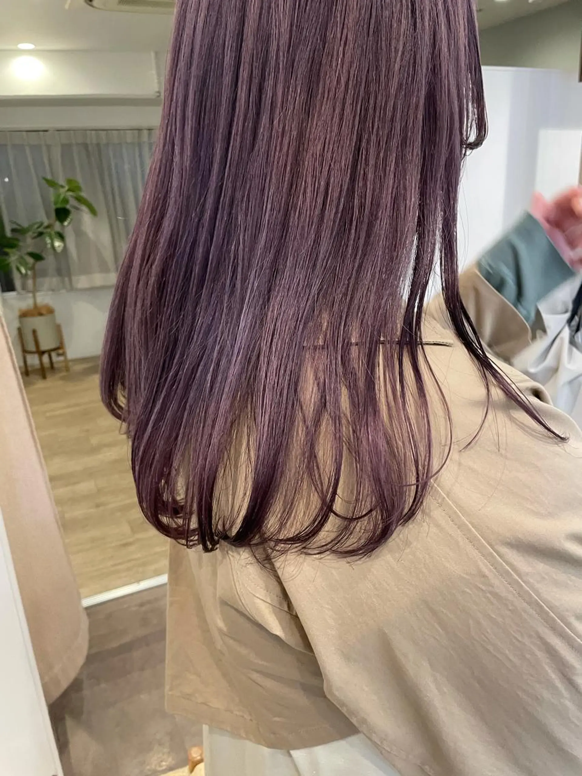 カラー 大迫 江梨のヘアスタイル