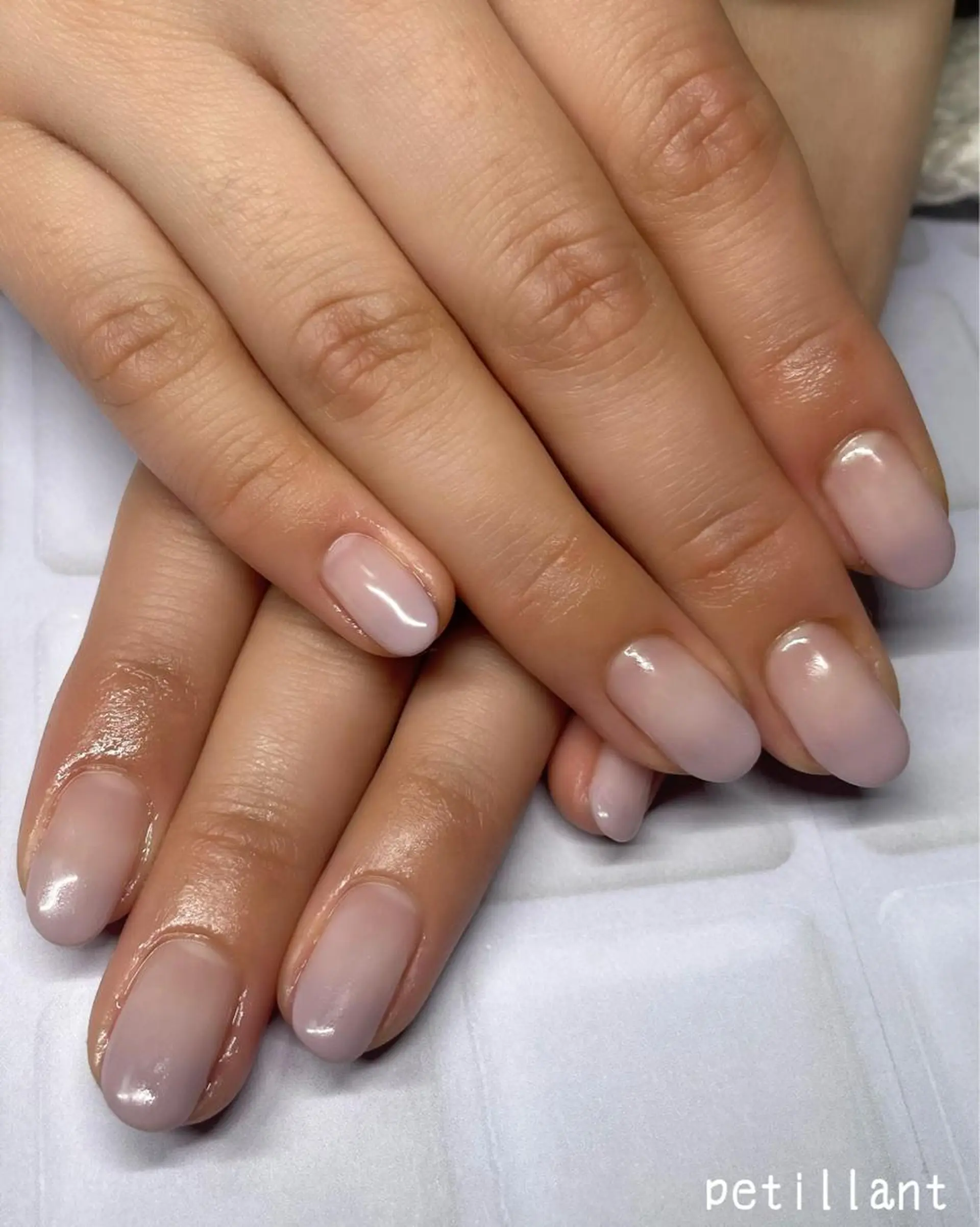 ネイル グラデーション ピンク 春ネイル nail salon petillantのネイルデザイン