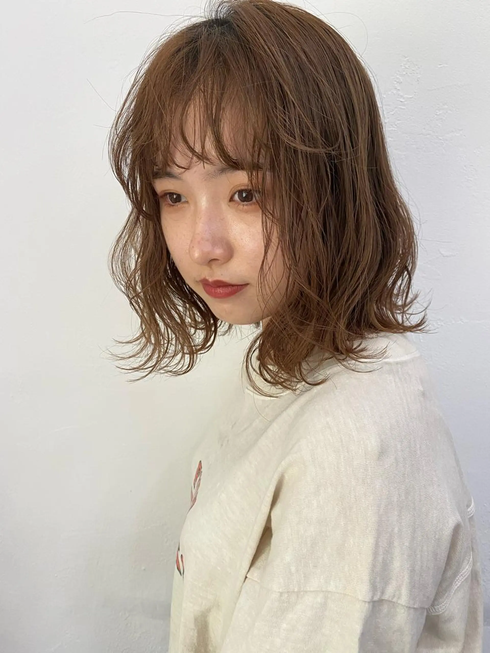 ミディアム カラー パーマ ヘアアレンジ ベージュカラー インナーカラー/ KANAのヘアスタイル