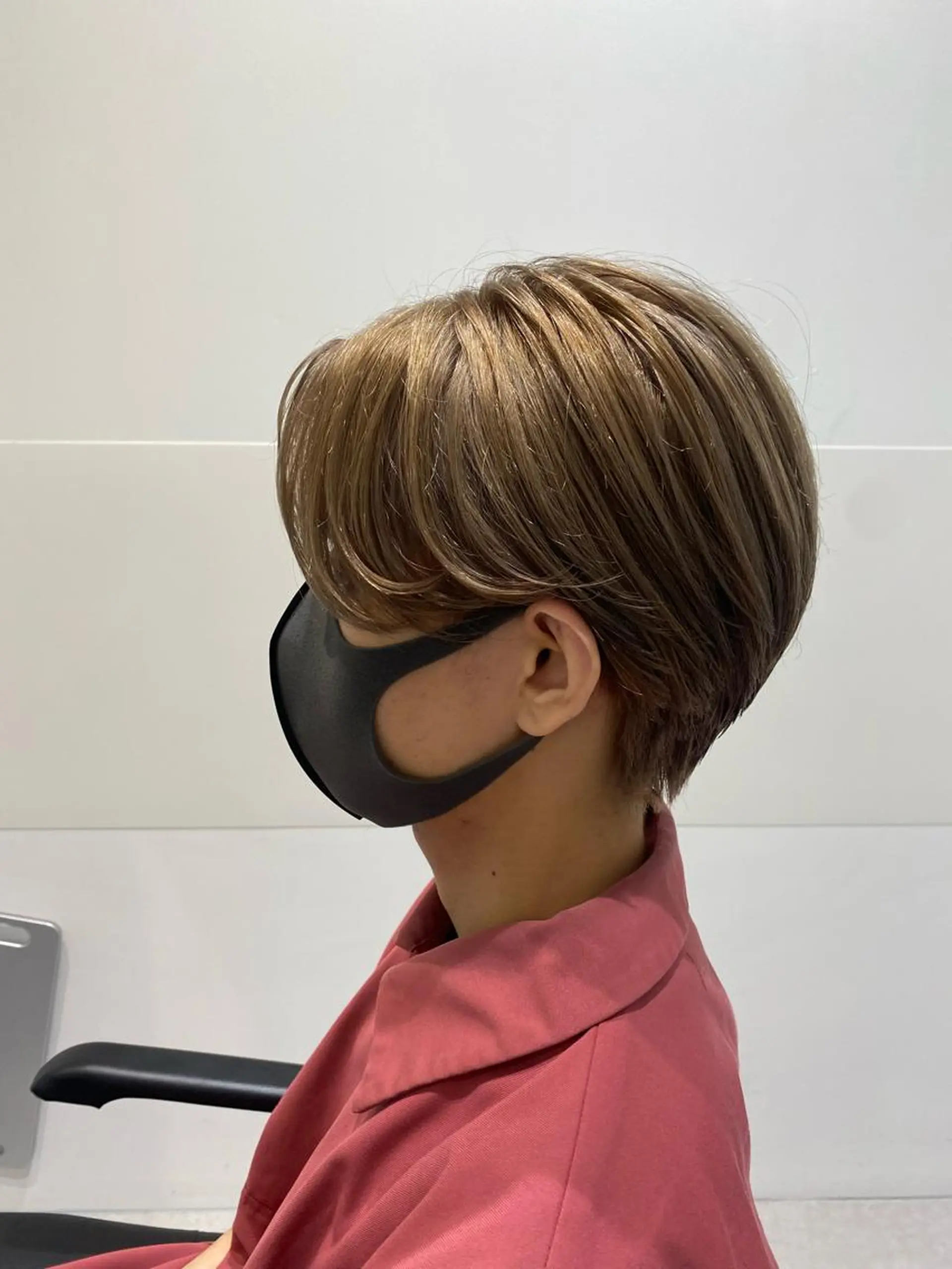 ショート メンズ センターパート 鈴木/ニュアンス パーマ/メンズのヘアスタイル