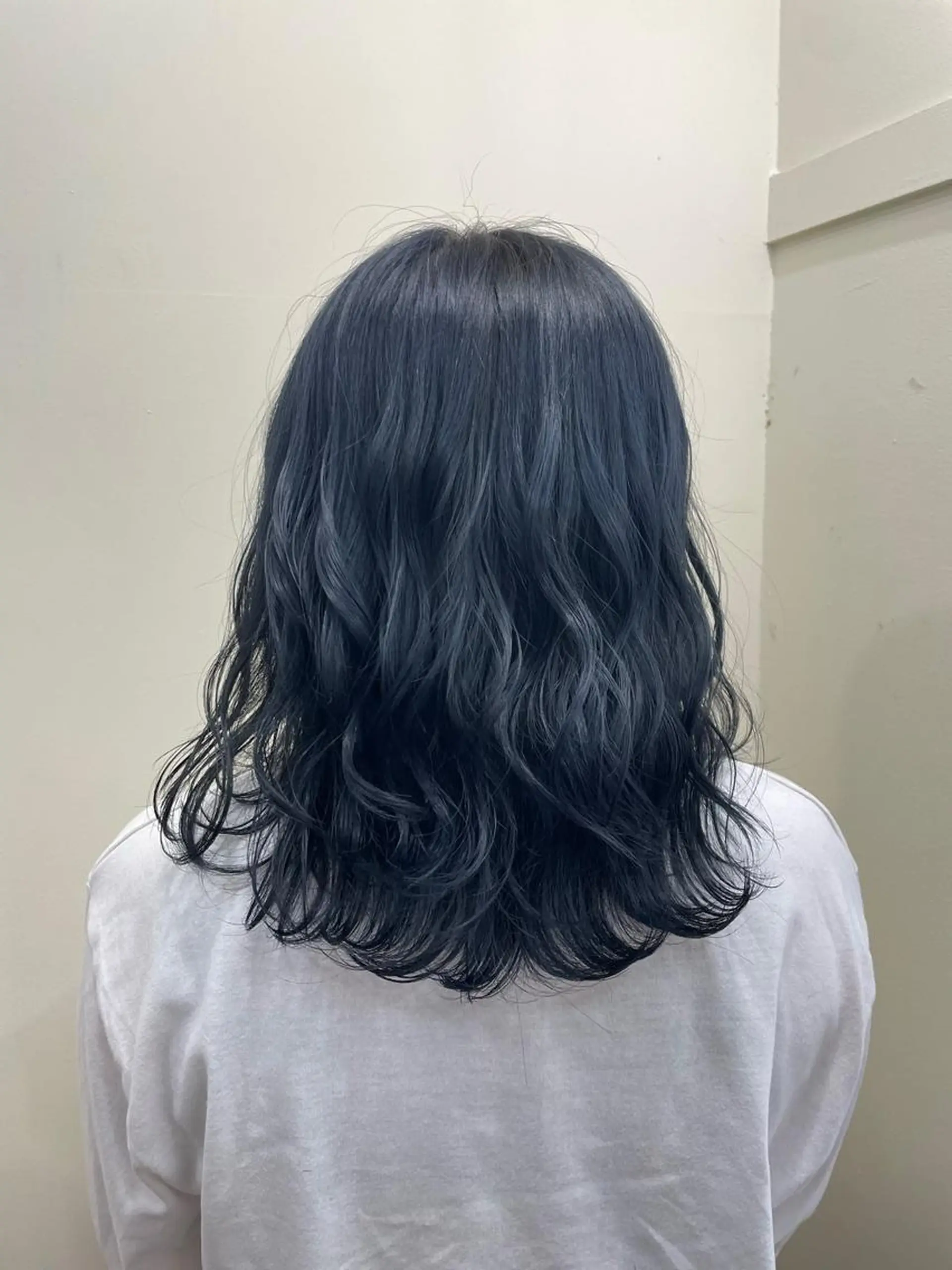 セミロング カラー シールエクステ セミロングパーマ バレイヤージュ ブリーチ ケアブリーチ カット ヘアカラー WEST OLAND加藤圭介のヘアスタイル