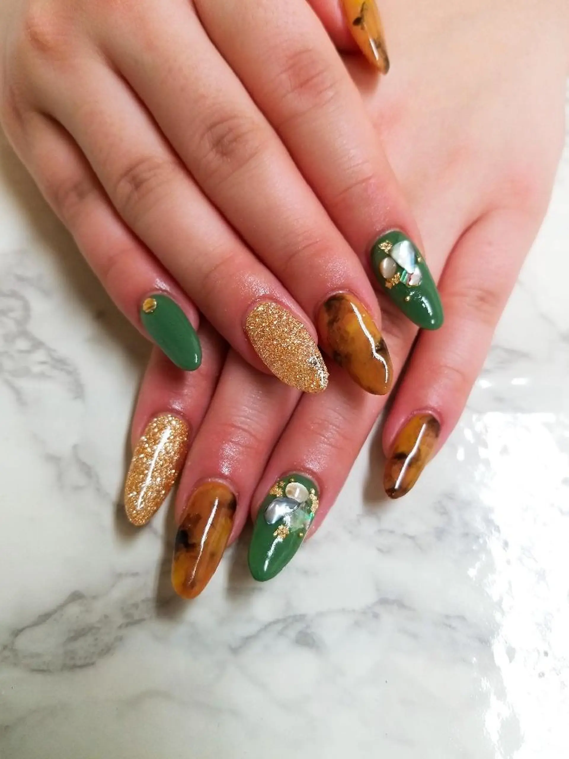 ネイル 河野ちえ (雑誌掲載サロン)のネイルデザイン