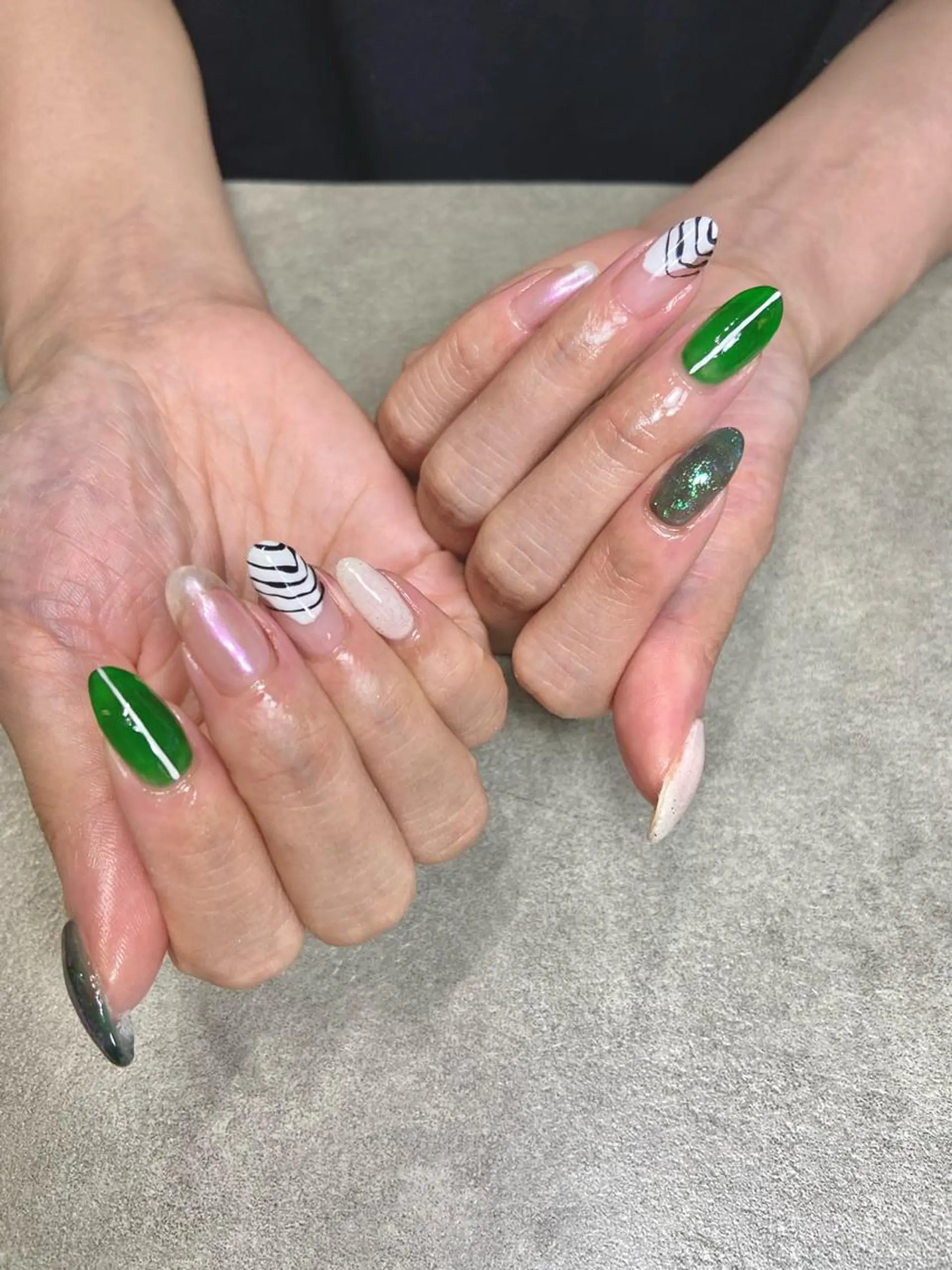 ネイル クリアネイル フットネイル キラキラネイル 韓国ネイル ロングネイル salon de oct.のネイルデザイン