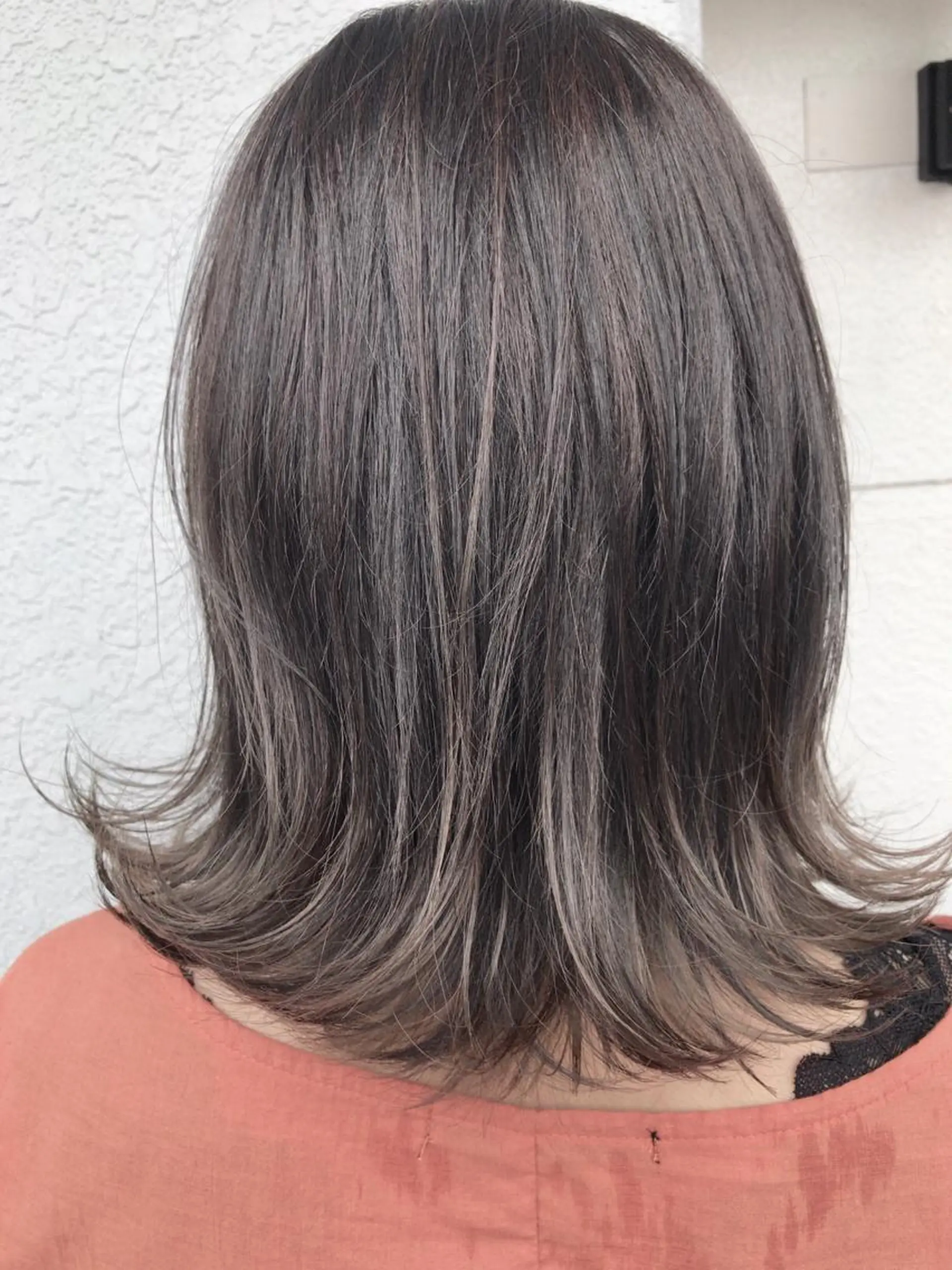 ショート カラー デザインカラー レイヤーカット匠 イソザキノリユキのヘアスタイル