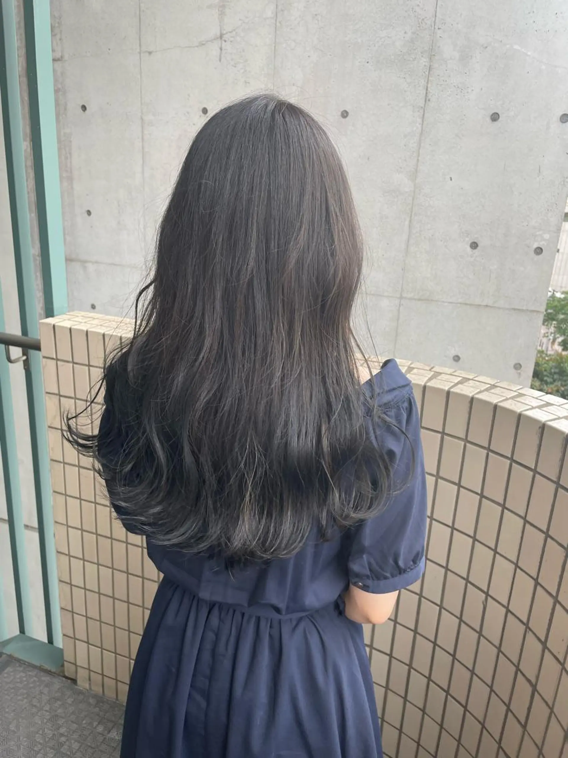 セミロング merci JUNKIのヘアスタイル