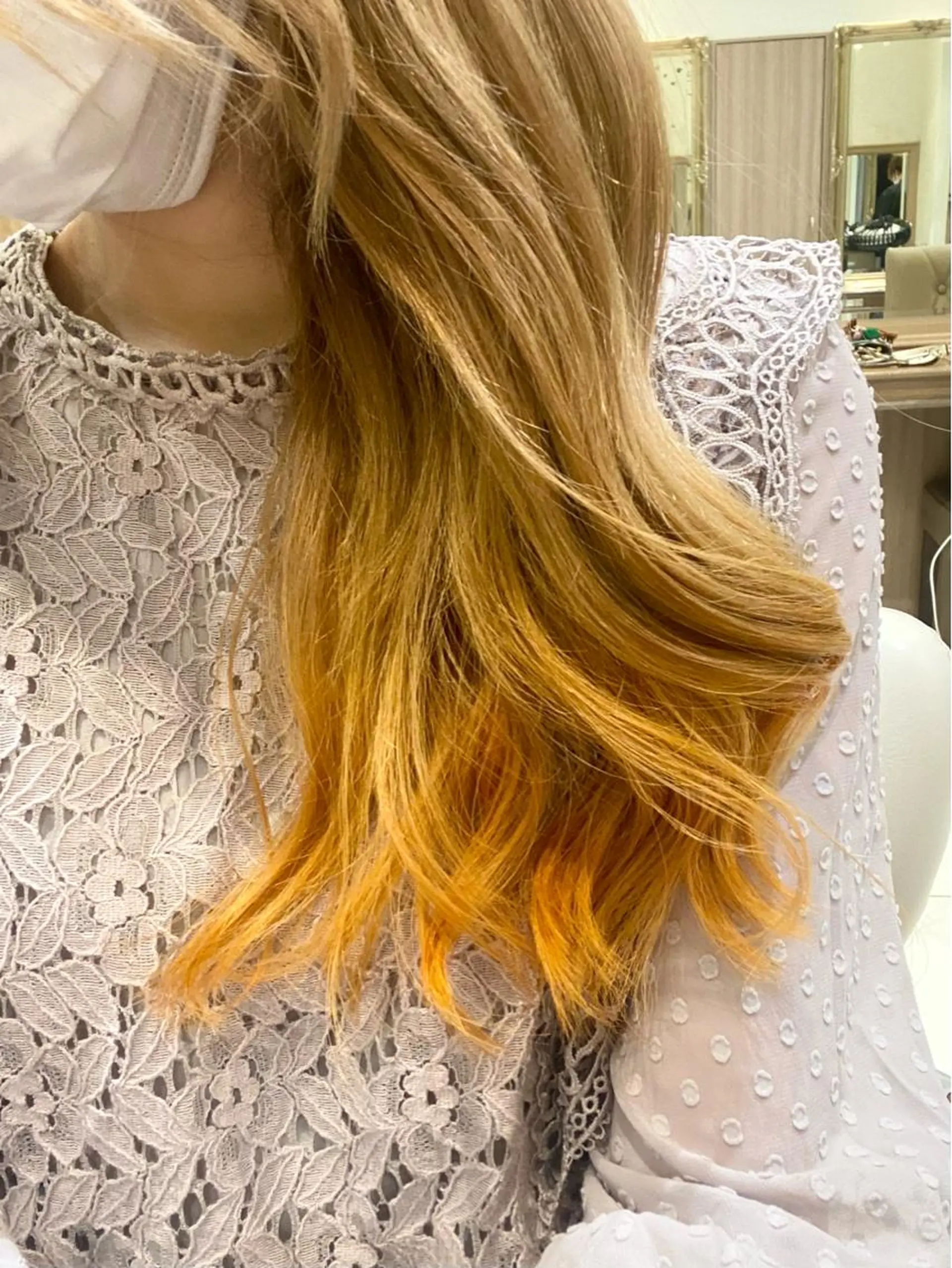 ロング カラー 古川 琴美のヘアスタイル