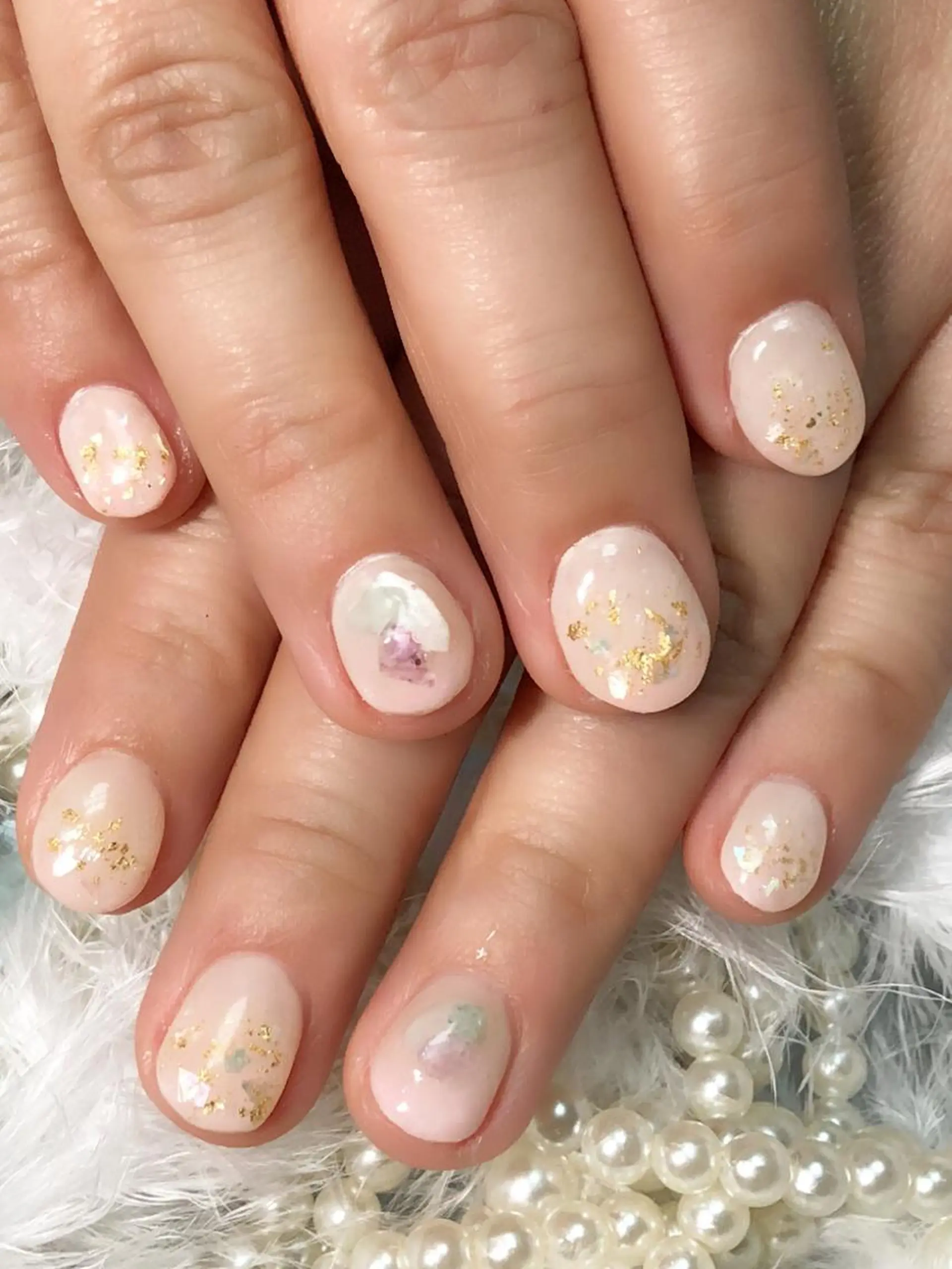 ショート ネイル ショートヘア キラキラネイル ピンク ショートネイル 春ネイル ハンドネイル CITRAtotal beautyのネイルデザイン