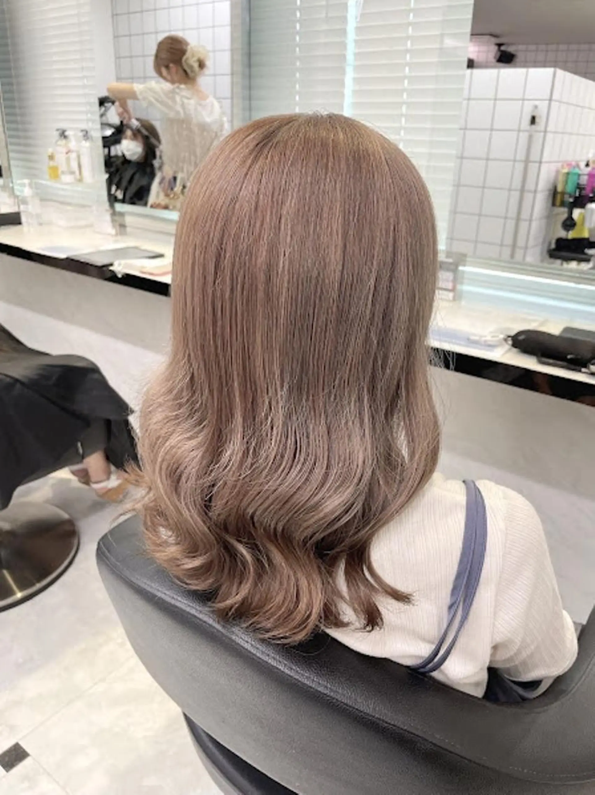 カラー official TUNE銀座🪞🪽のヘアスタイル