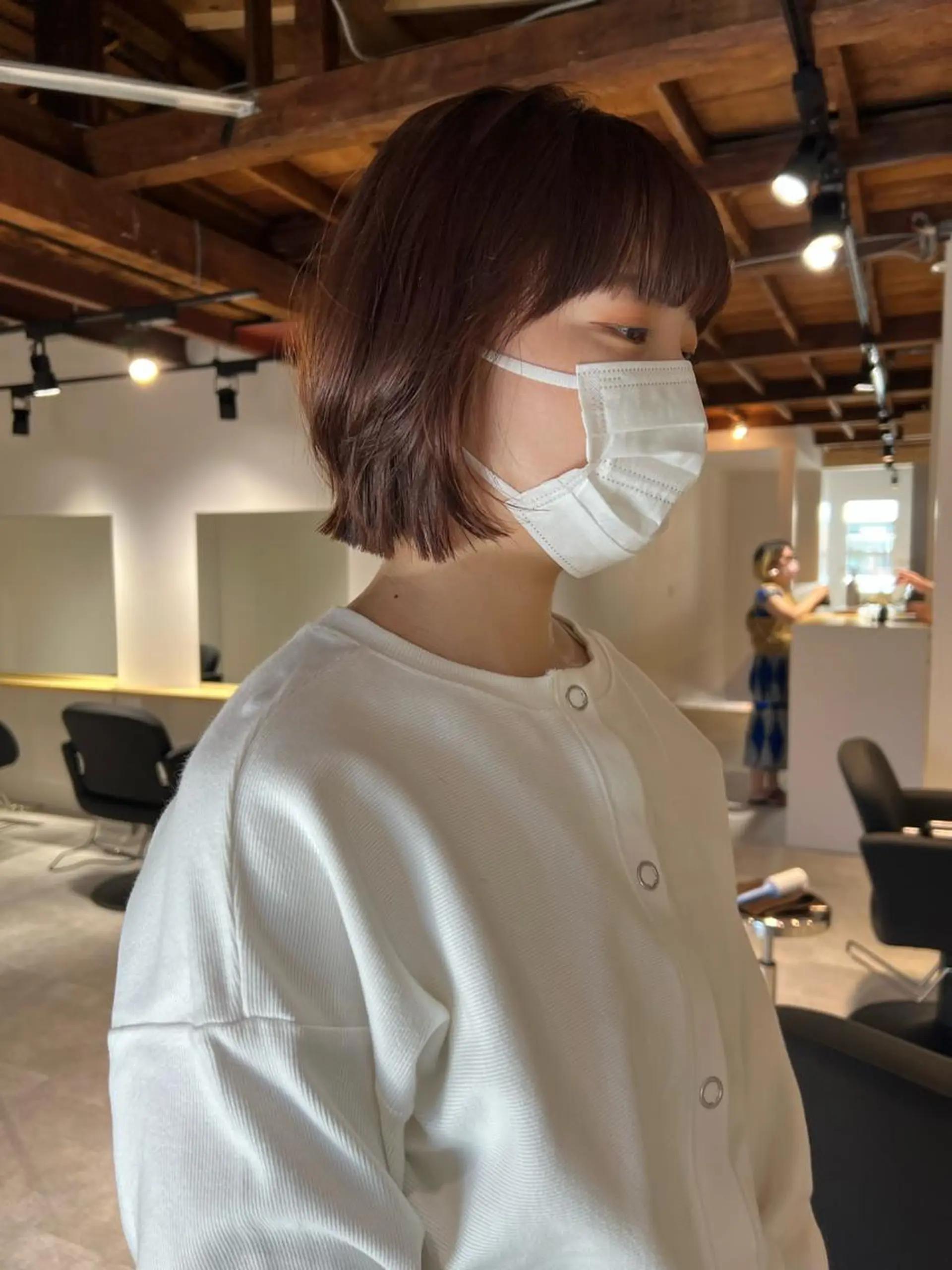 ミディアム カラー レイヤーカット io濱川 遥のヘアスタイル