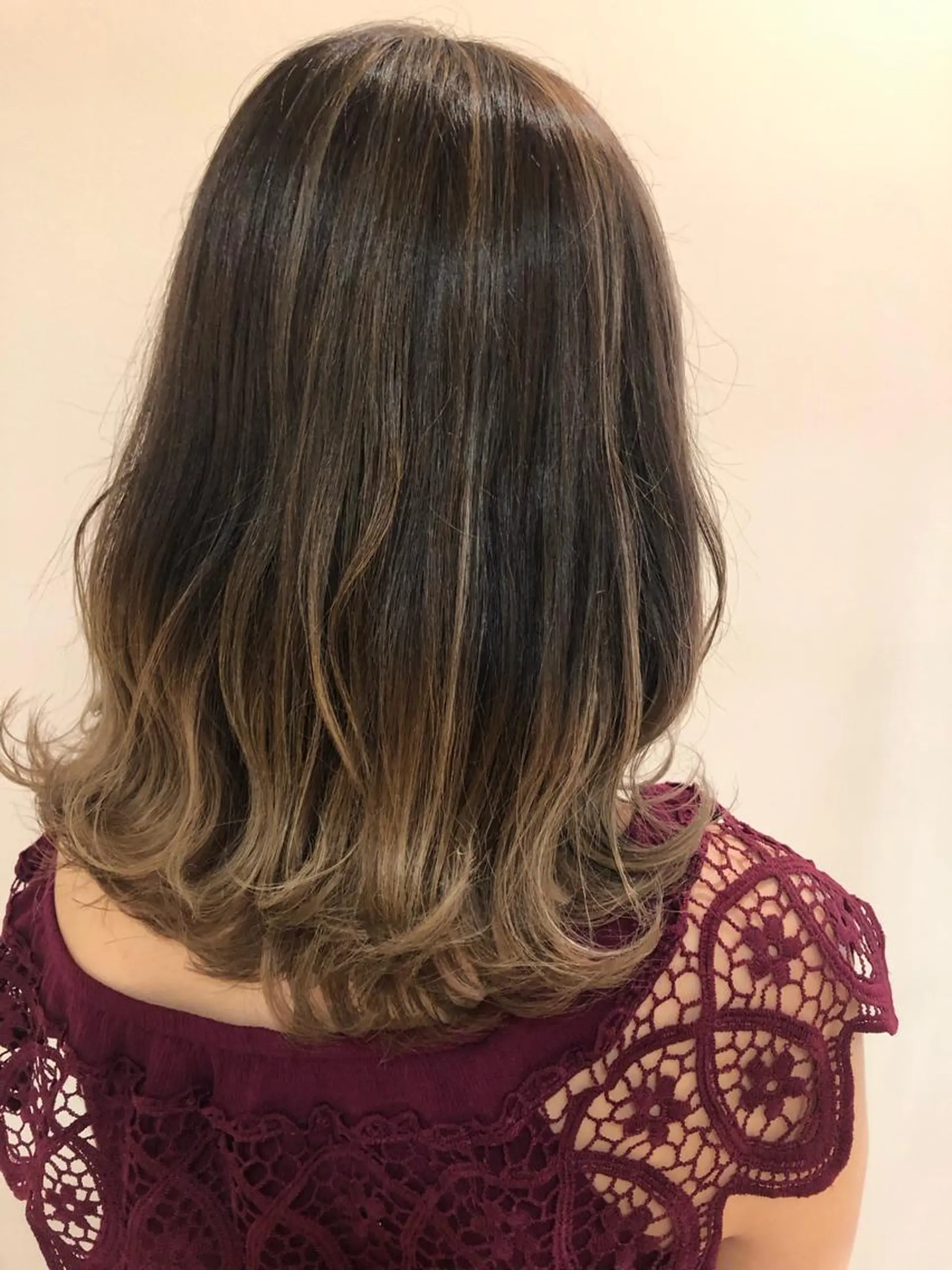 ロング カラー 盛れるレイヤーカット 得意🌹井上美沙のヘアスタイル