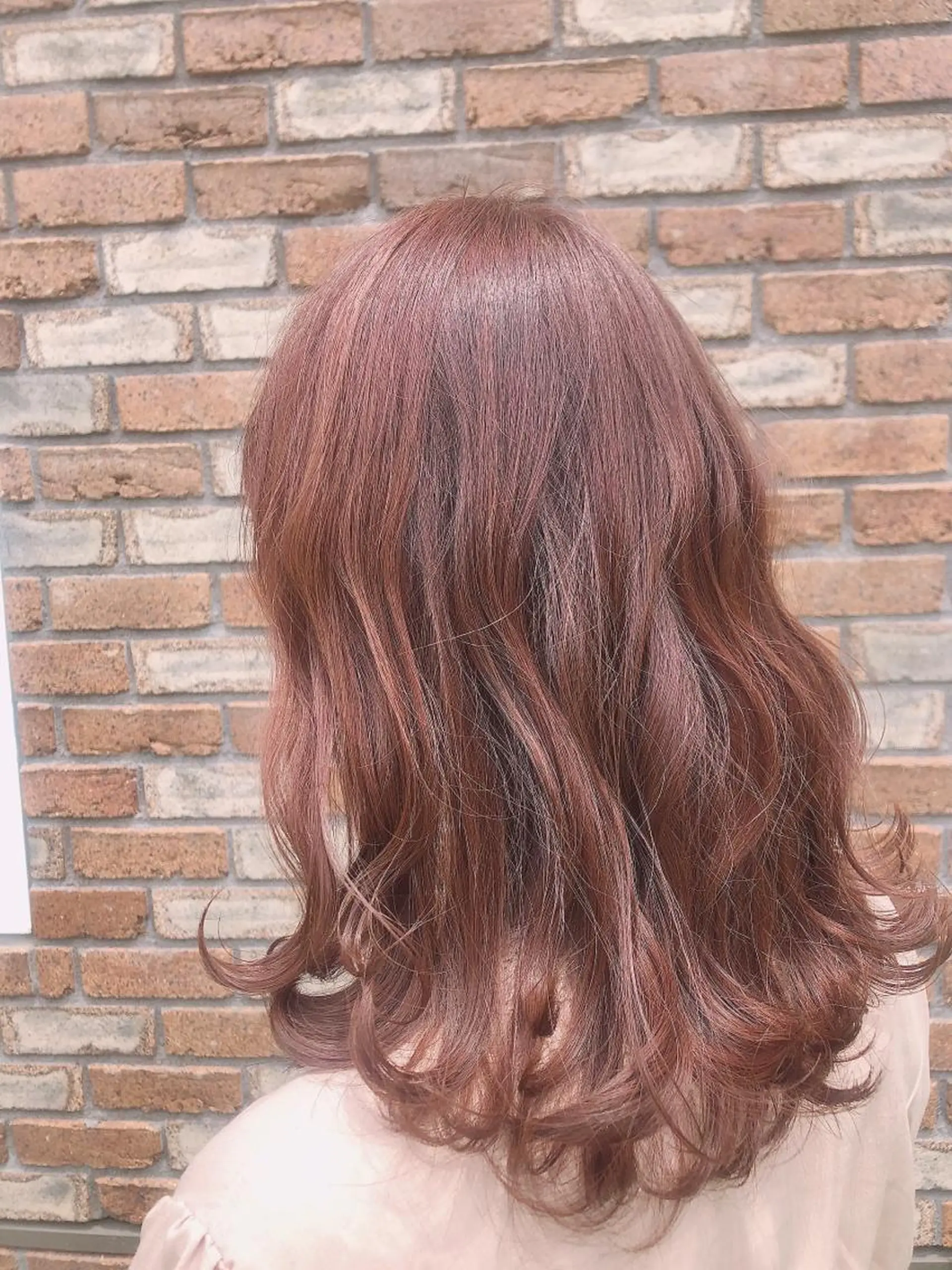 セミロング かわい りなのヘアスタイル