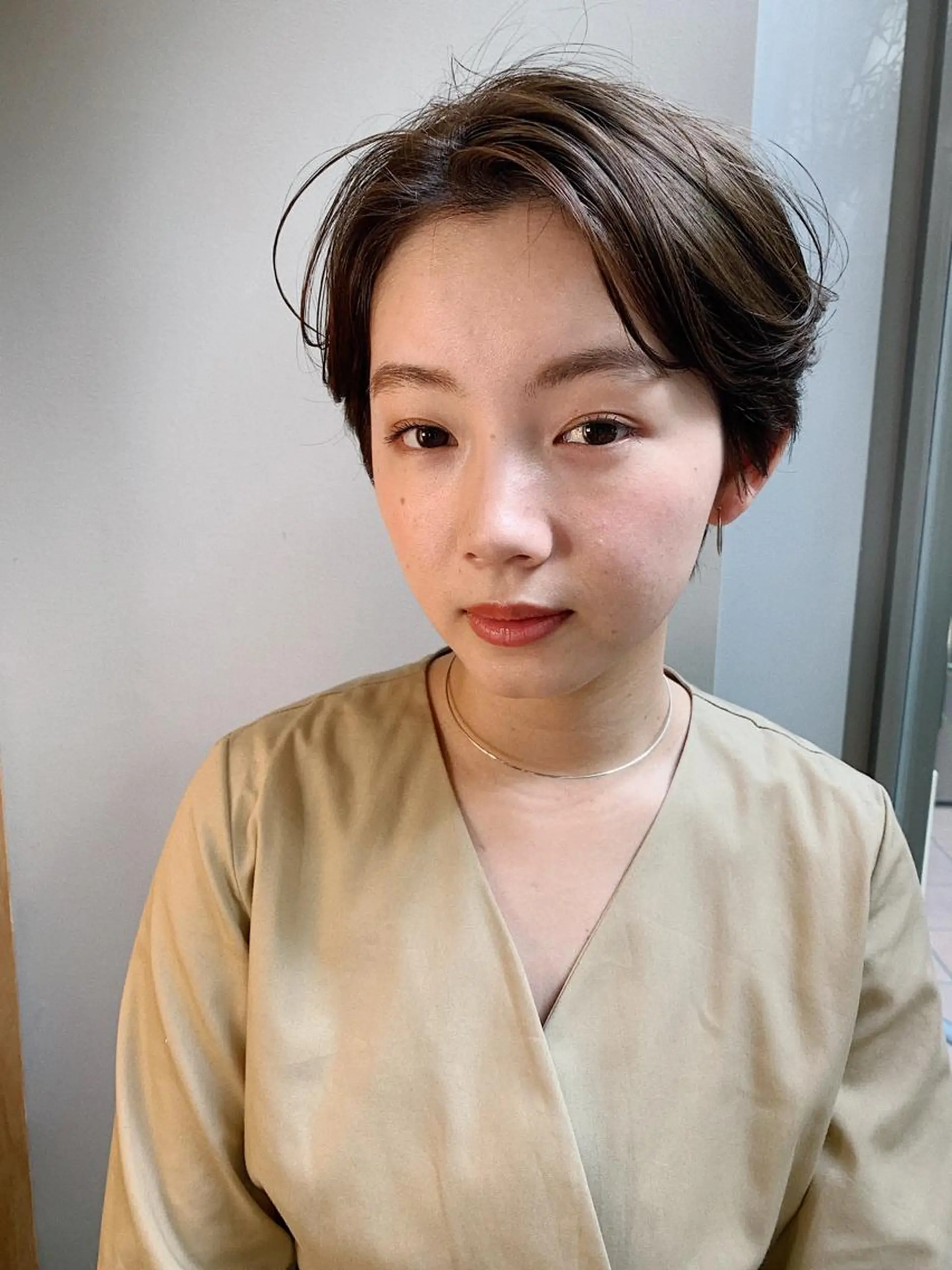 ショート カラー パーマ ヘアアレンジ ハンサムショート ショートヘア 小顔カット カット ヘアセット 松田 亮葉のヘアスタイル