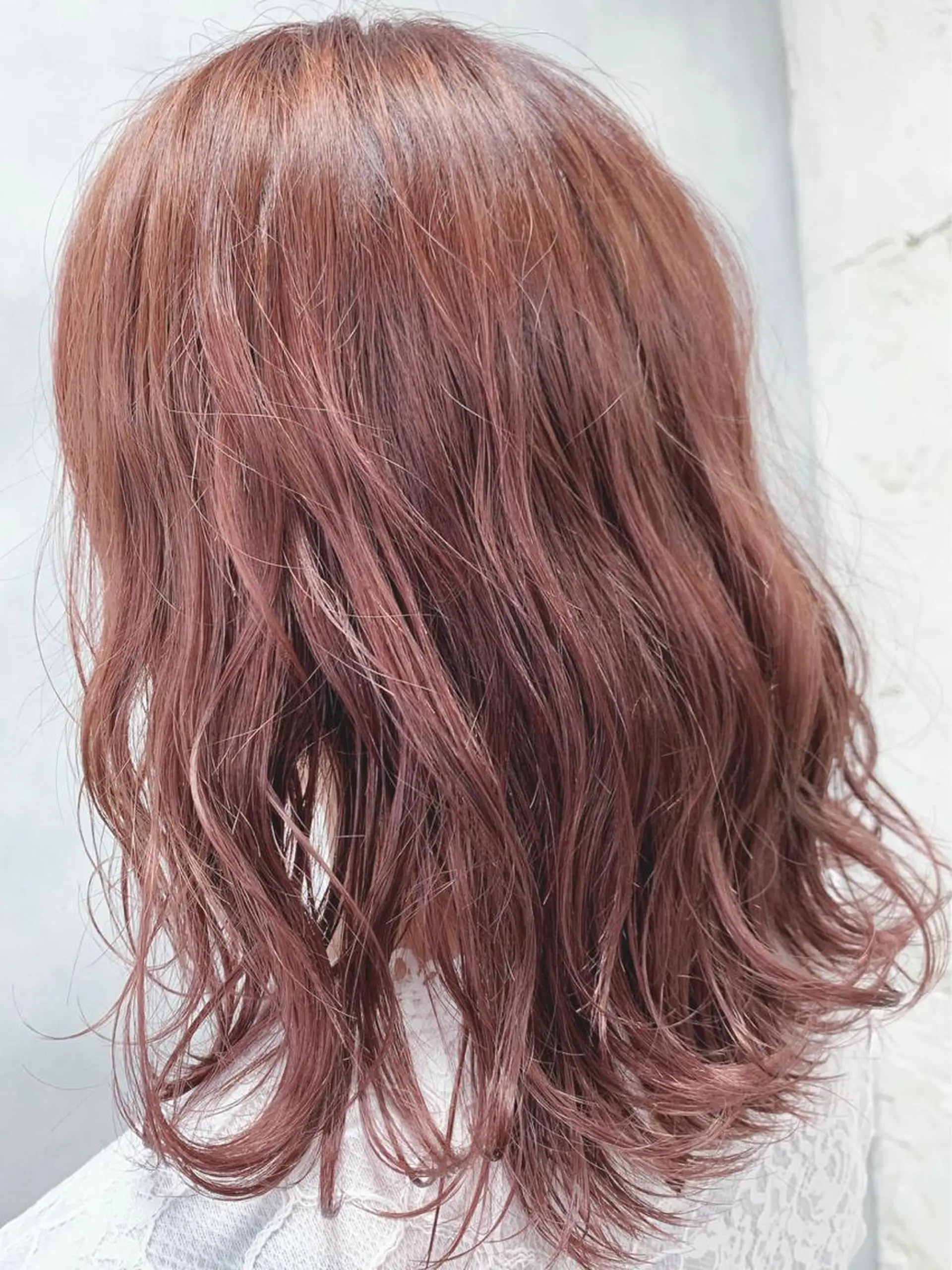 ミディアム カラー ピンクカラー LUXBE LUCEのヘアスタイル