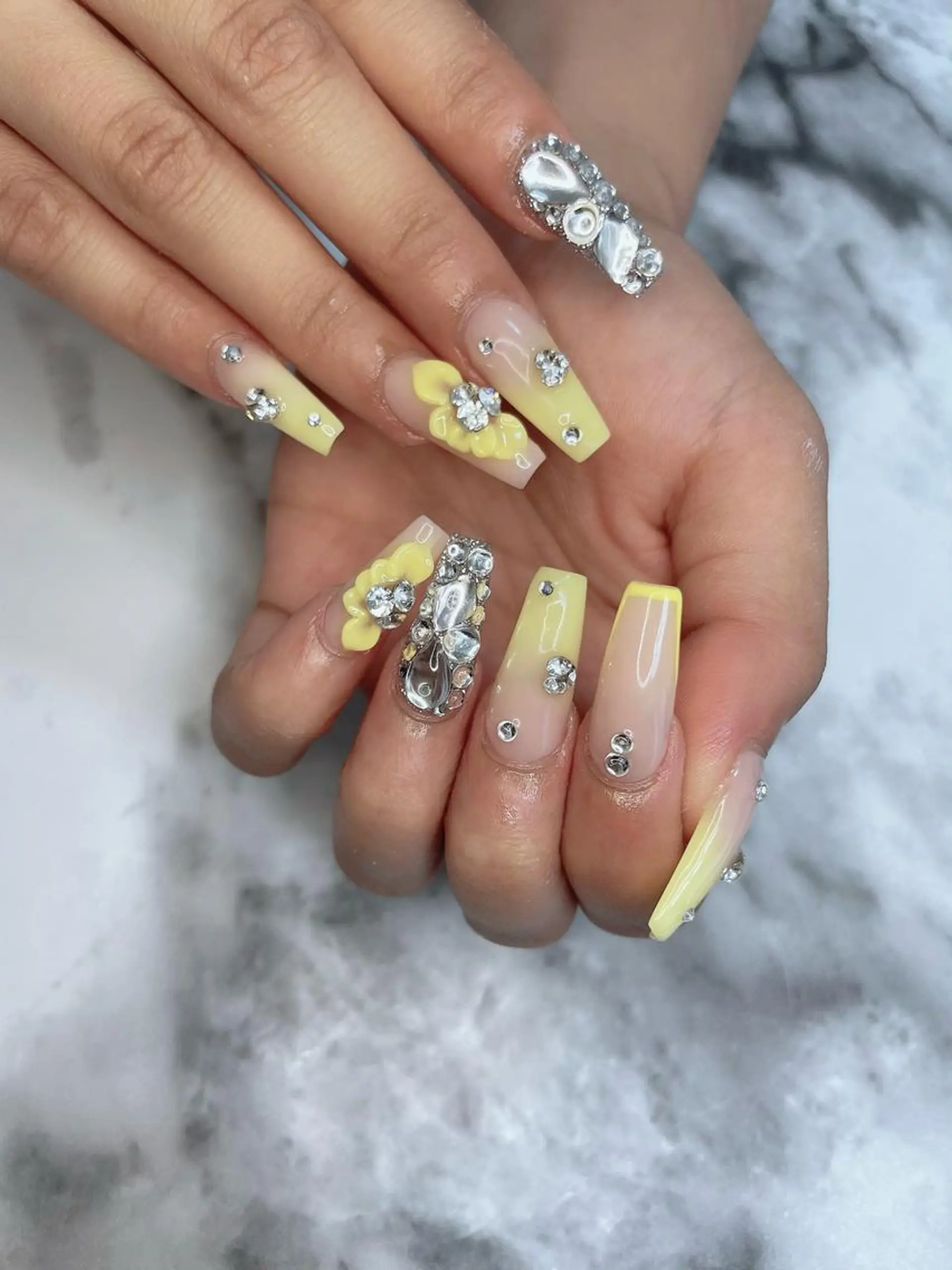 ネイル ハンドネイル Kayo 💅のネイルデザイン