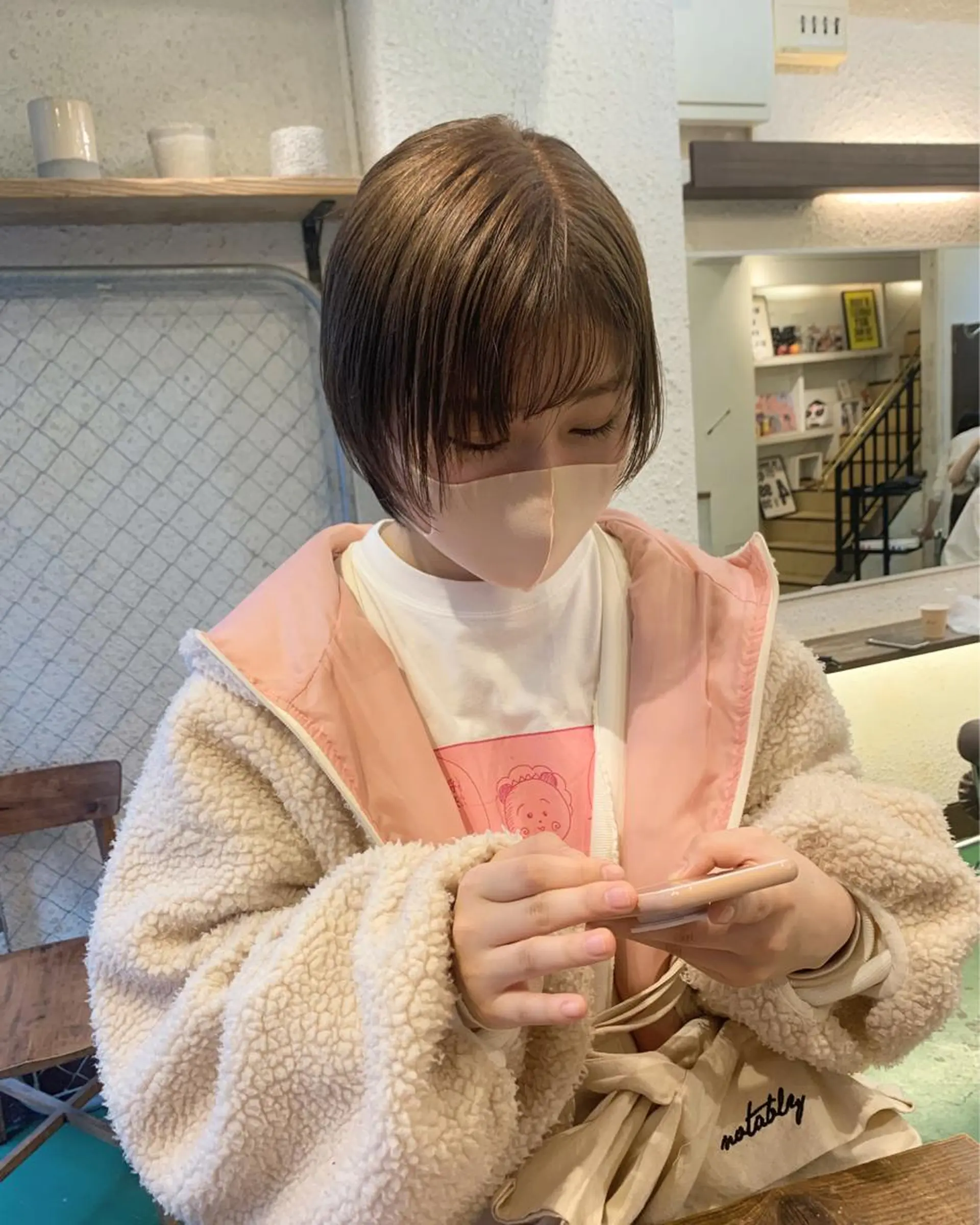 ショート ブリーチ/ウルフ ハッシュカット/石山のヘアスタイル