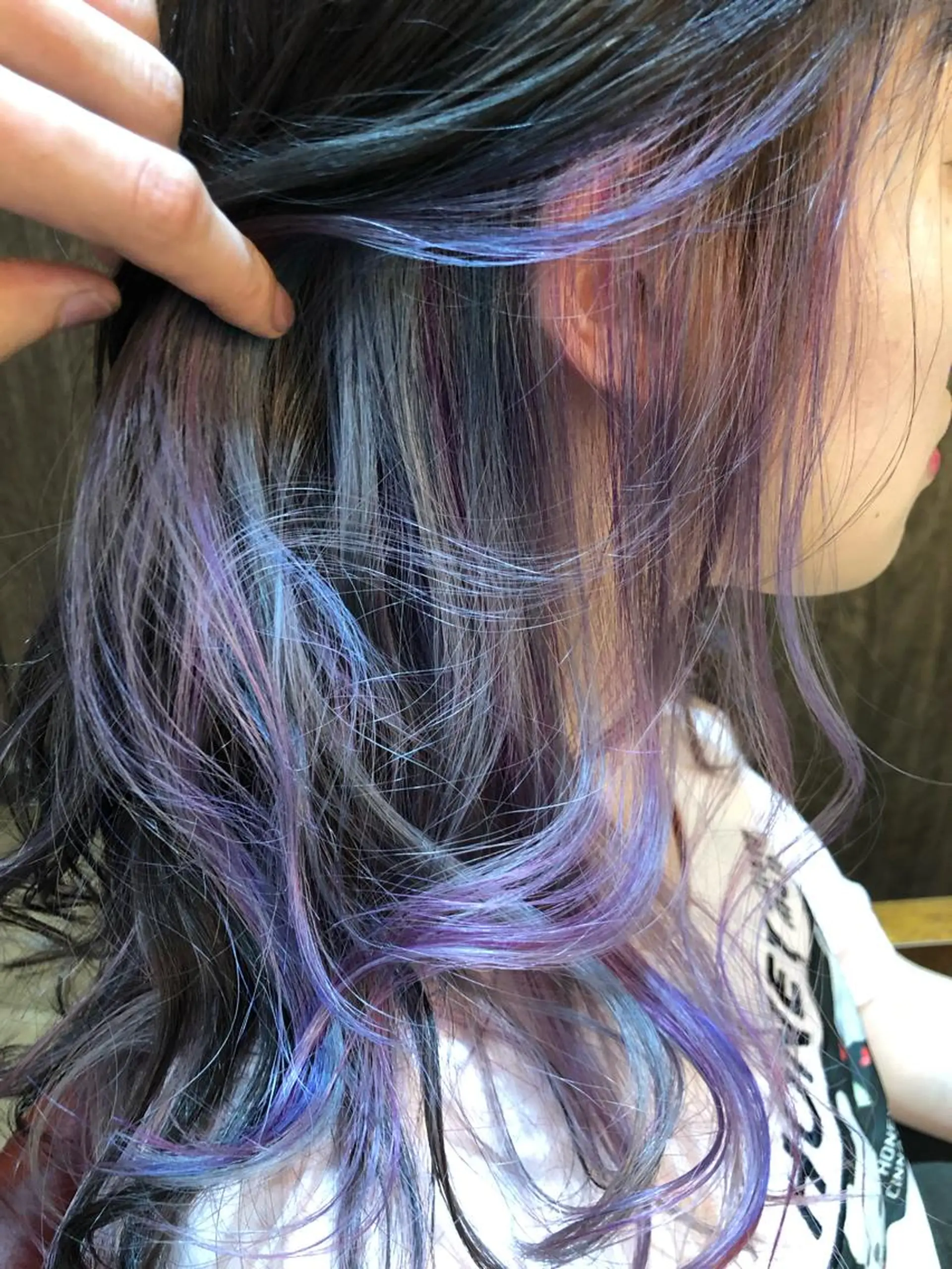 セミロング カラー アッシュ バレイヤージュ ミストバング ベージュカラー ブリーチ カット ヘアカラー トリートメント 原宿サロン代表 デザインカラー伊藤卓のヘアスタイル