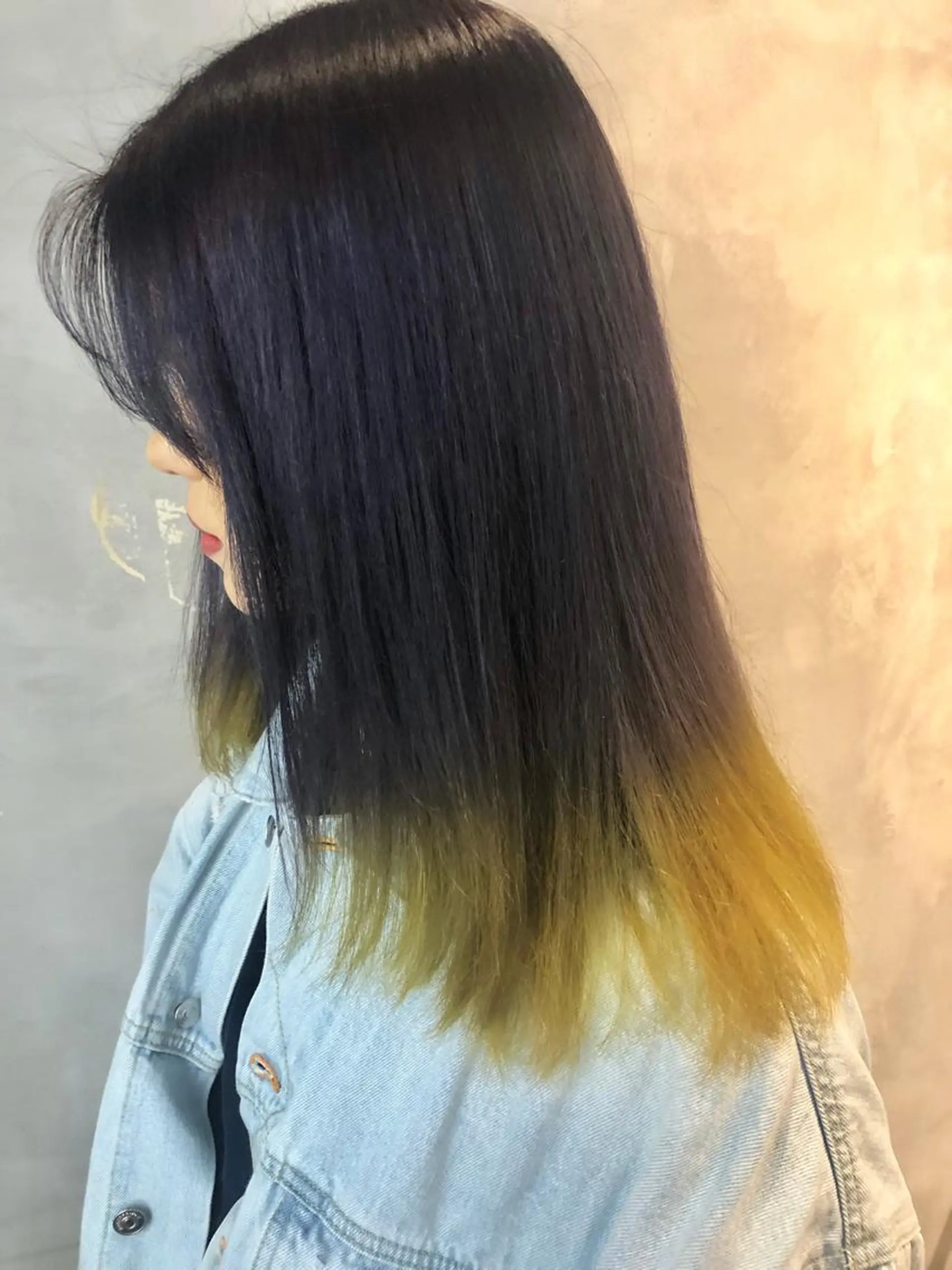 ロング パープルカラー イエローカラー MIYU💋💖 〈XENA渋谷本店〉のヘアスタイル