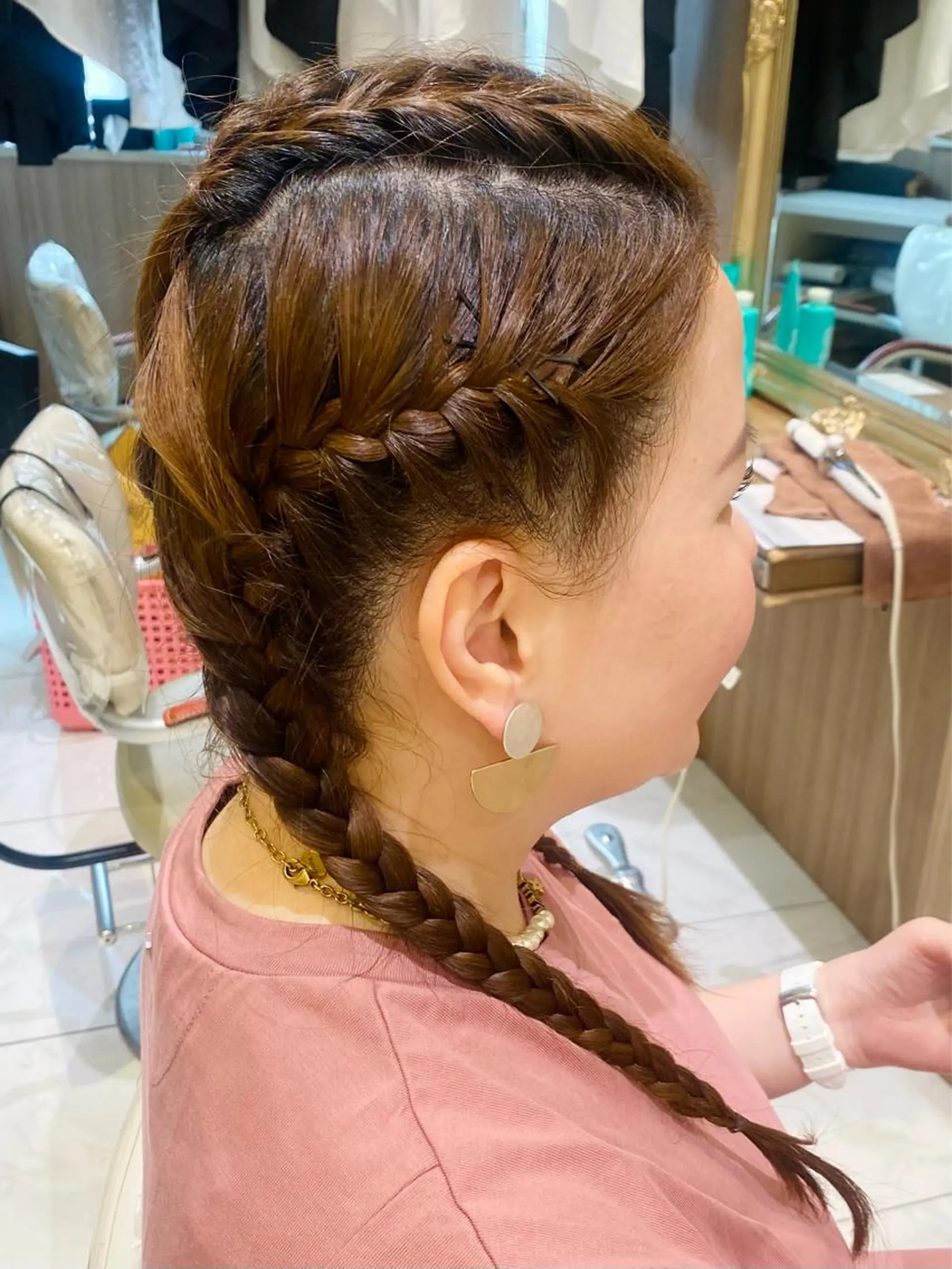 ロング ヘアアレンジ 古川 琴美のヘアスタイル