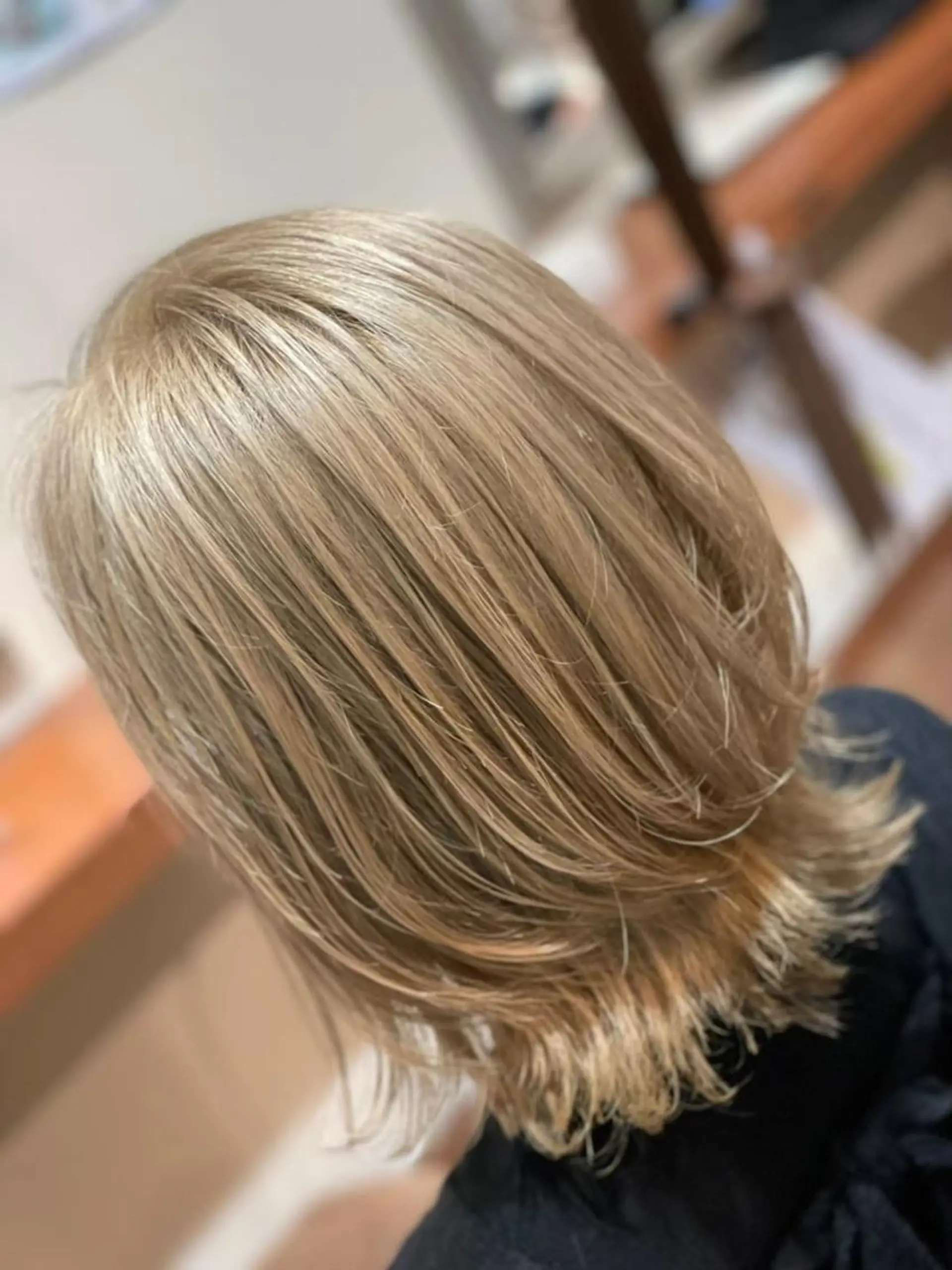 ミディアム パーマ 縮毛矯正しかしない人 栄 矢場町 服部飛鳥のヘアスタイル