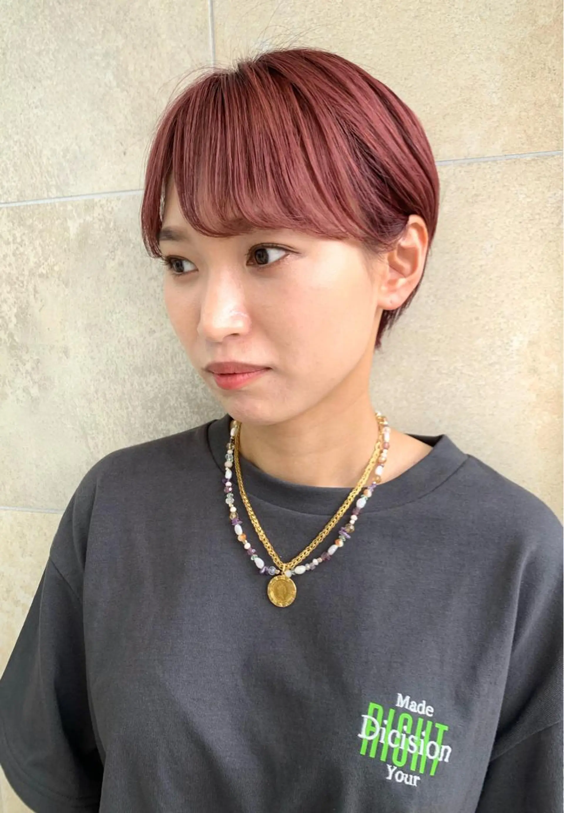 カラー 江田 智沙穂のヘアスタイル