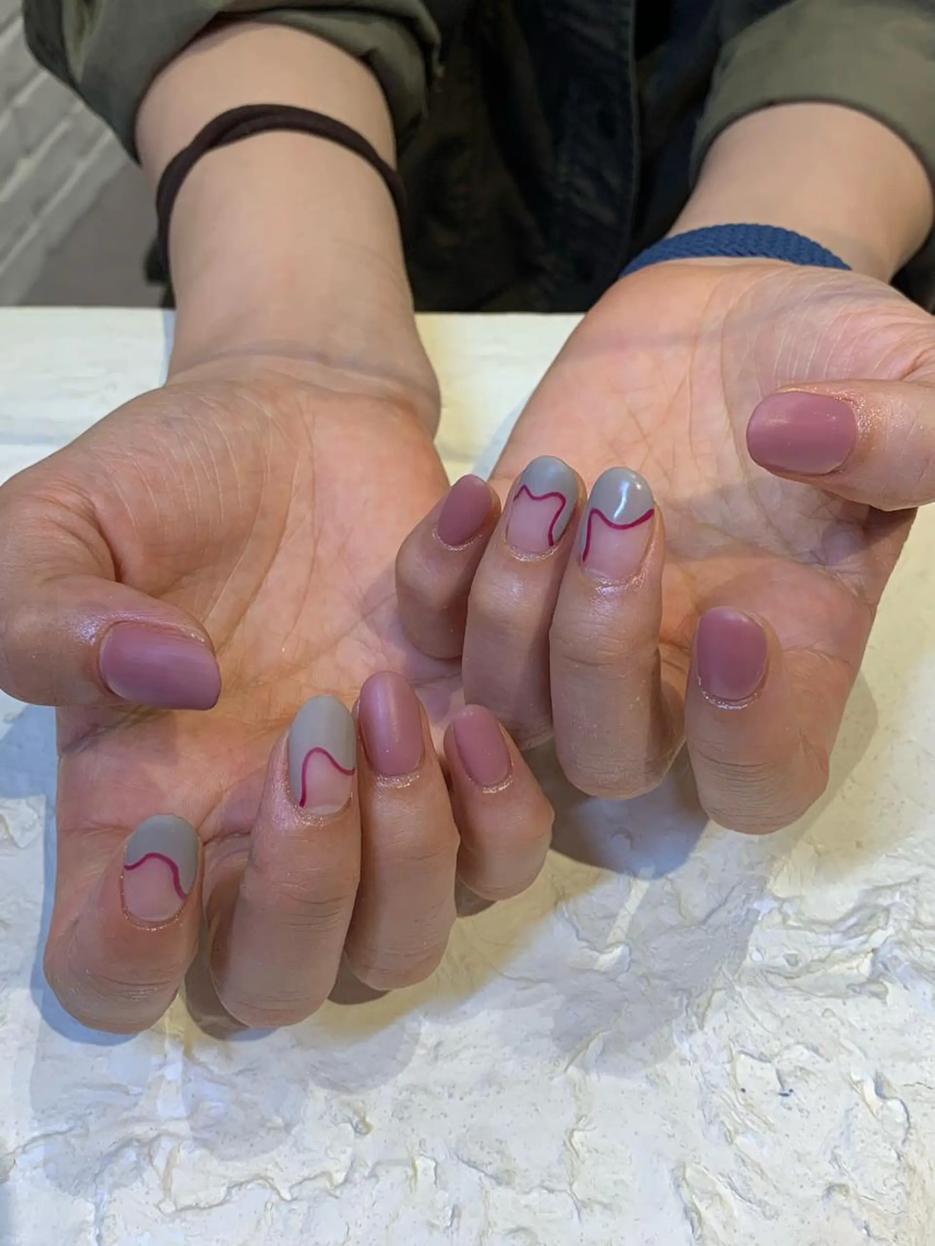 ネイル マットネイル マキノ ユイのネイルデザイン