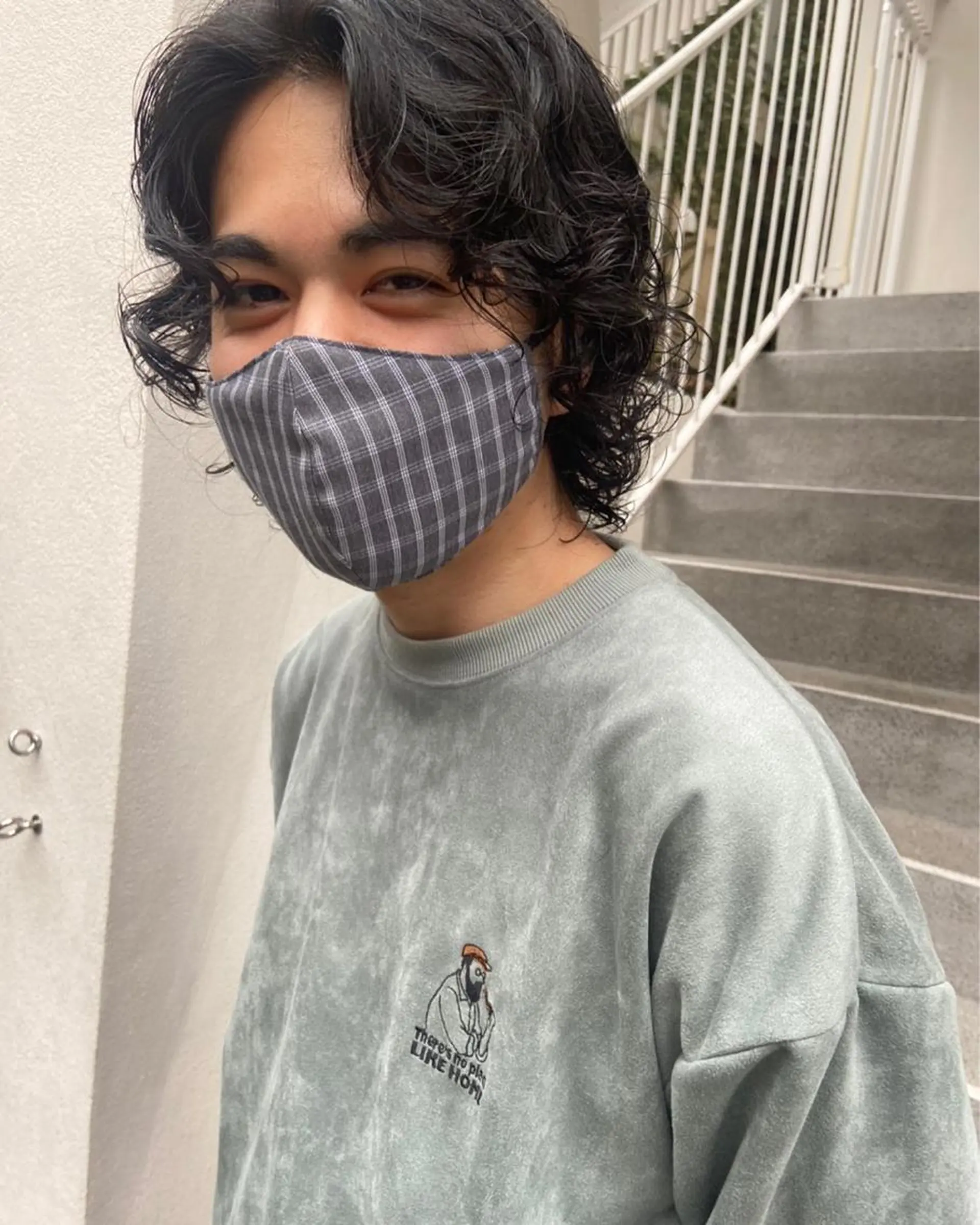 ショート パーマ メンズ satsuki 暖色・ブラウンカラーのヘアスタイル