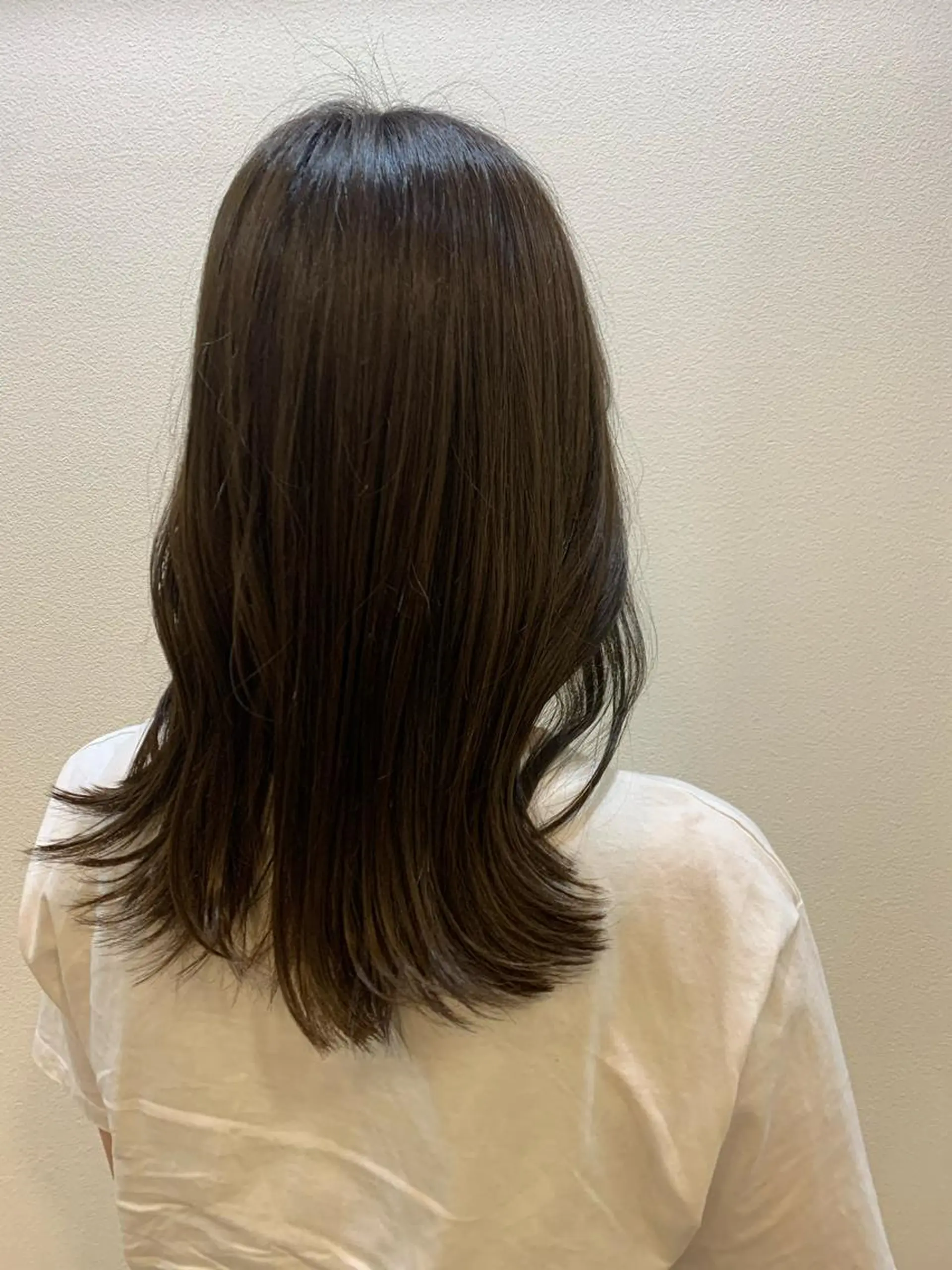 セミロング カラー ヨシンモリ 韓国風ヘア 韓国🇰🇷髪質改善 Chisaki치사키のヘアスタイル