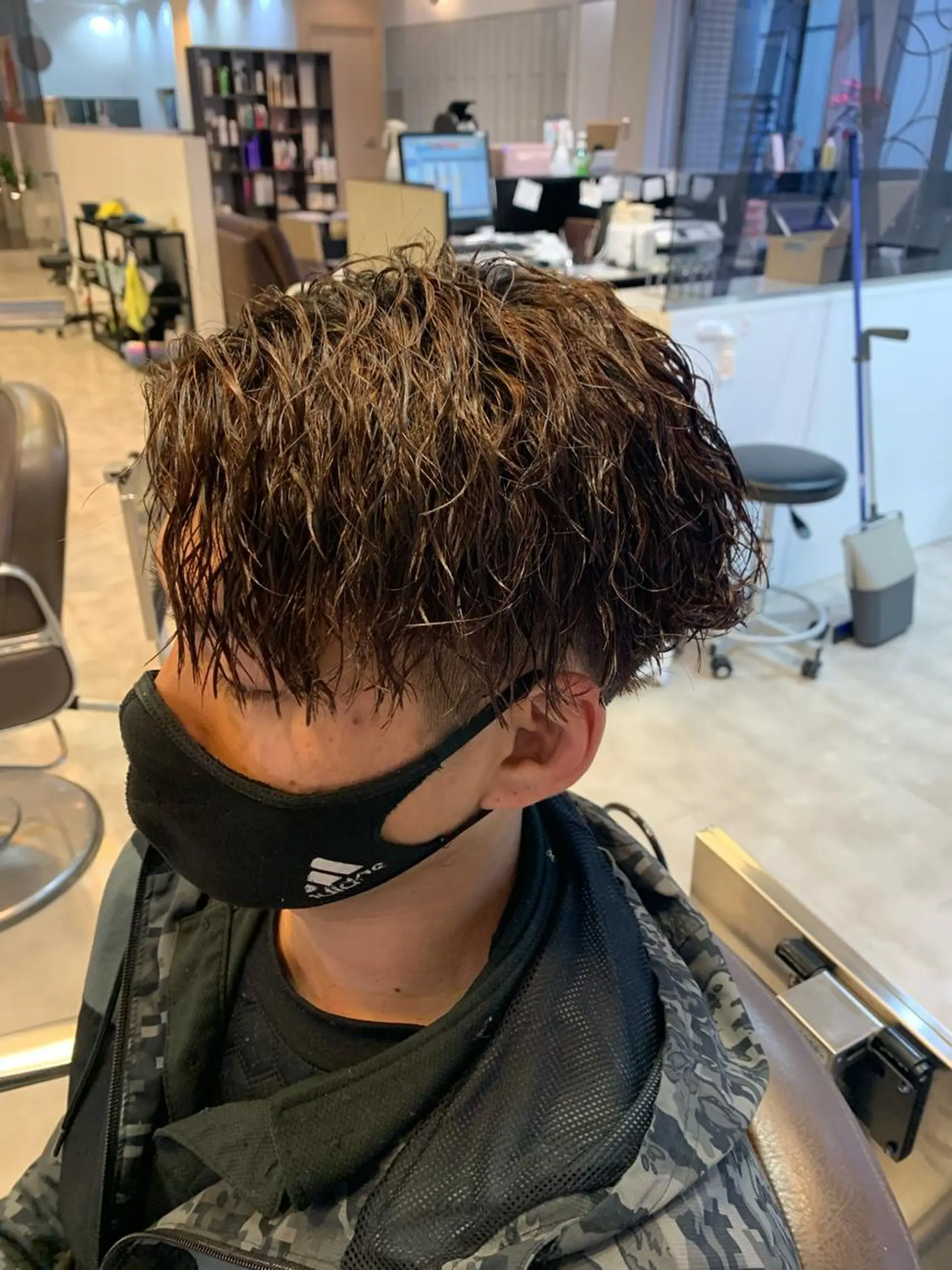 ミディアム メンズ メンズパーマ/難波/ 心斎橋　室園亮佑のヘアスタイル