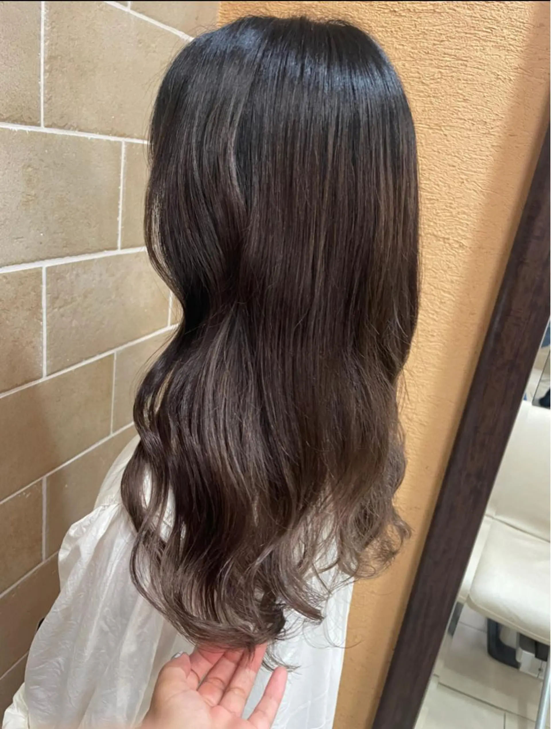 ロング カラー パーマ 透明感カラー✨艶髪 制作🌱山根あゆみのヘアスタイル