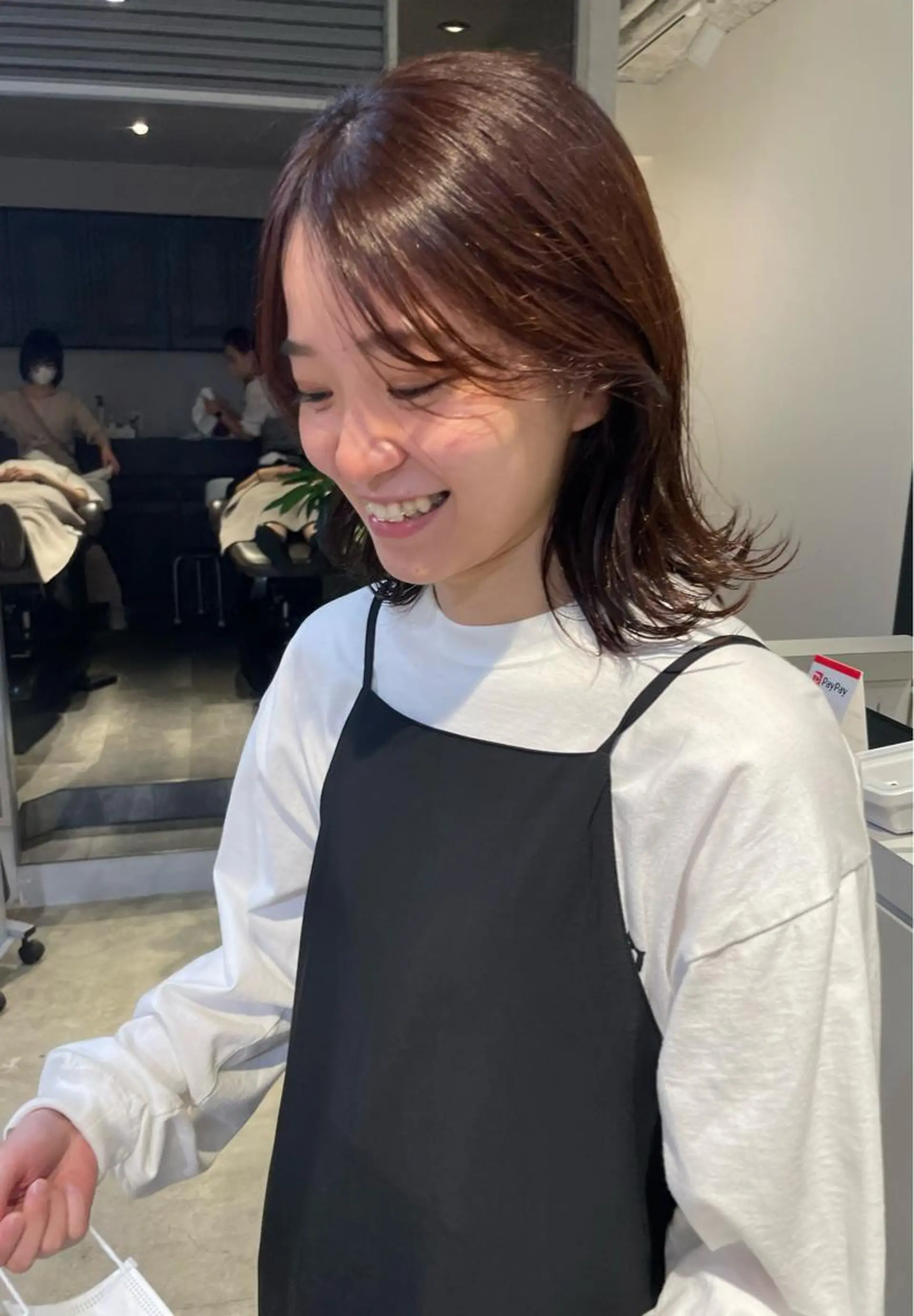 ミディアム 斉藤 瑞恵のヘアスタイル