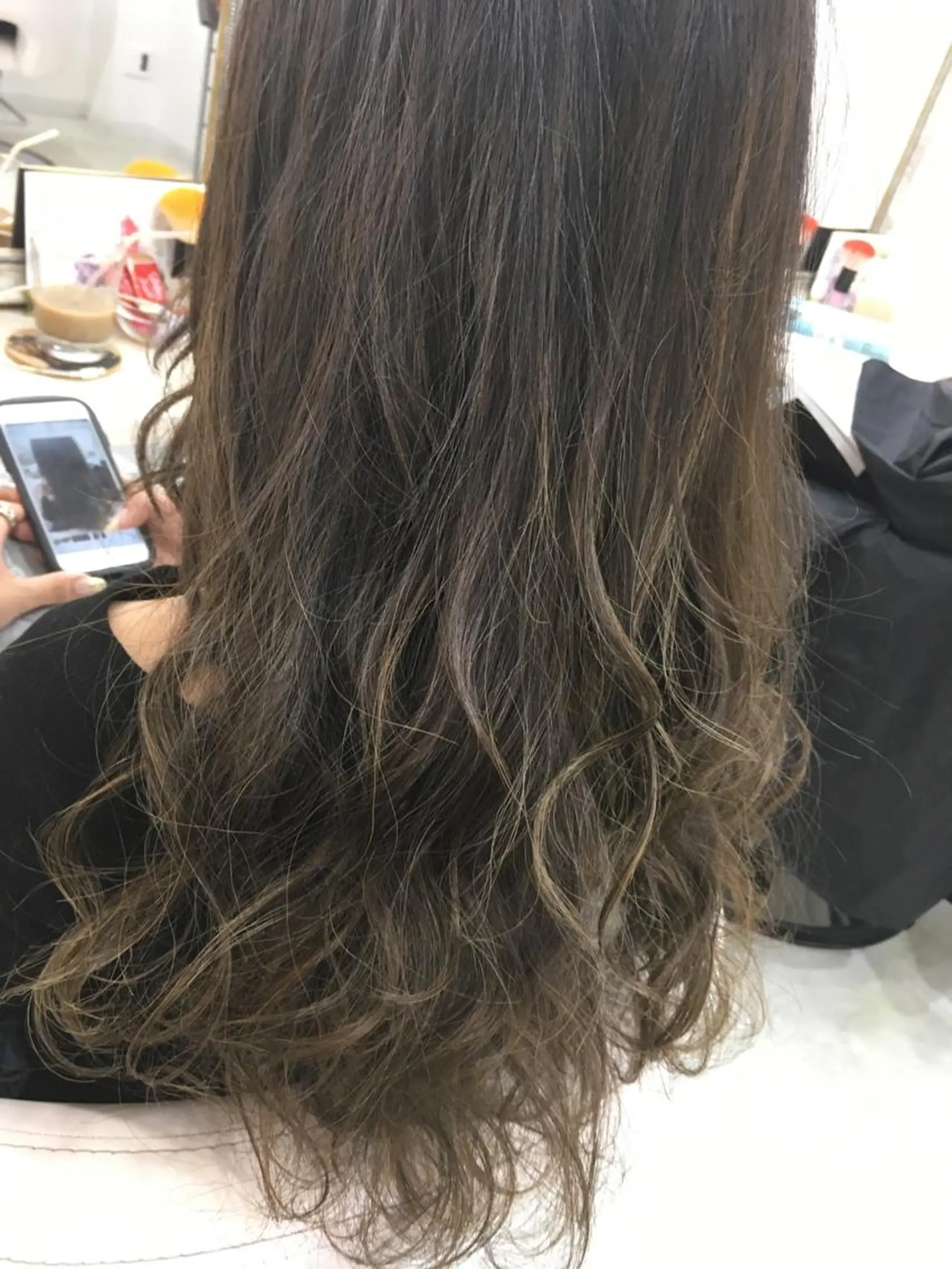 セミロング カラー 髪質改善 中川　翔のヘアスタイル