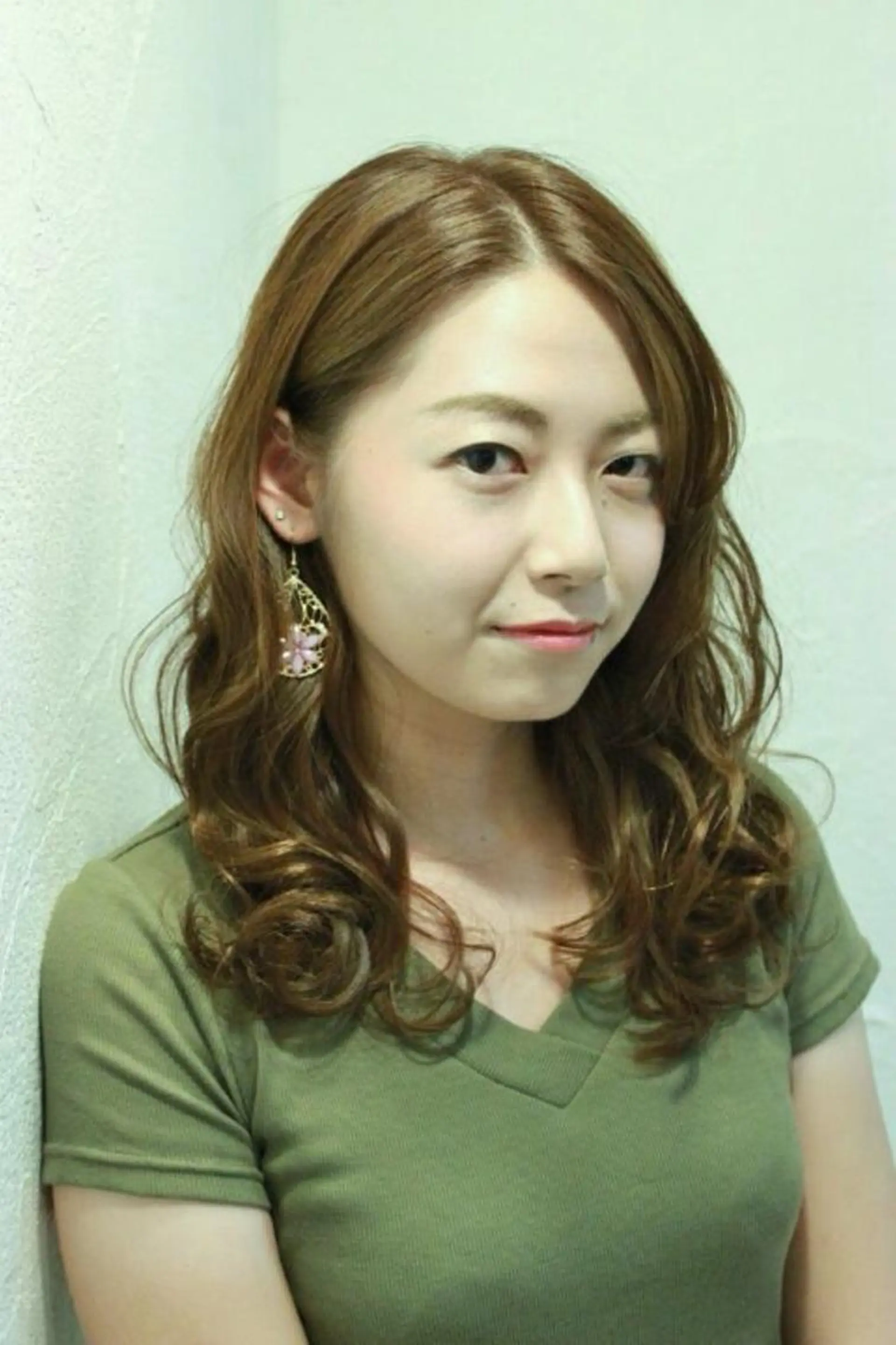 セミロング 所渉/韓国レイヤー /ウルフカットのヘアスタイル