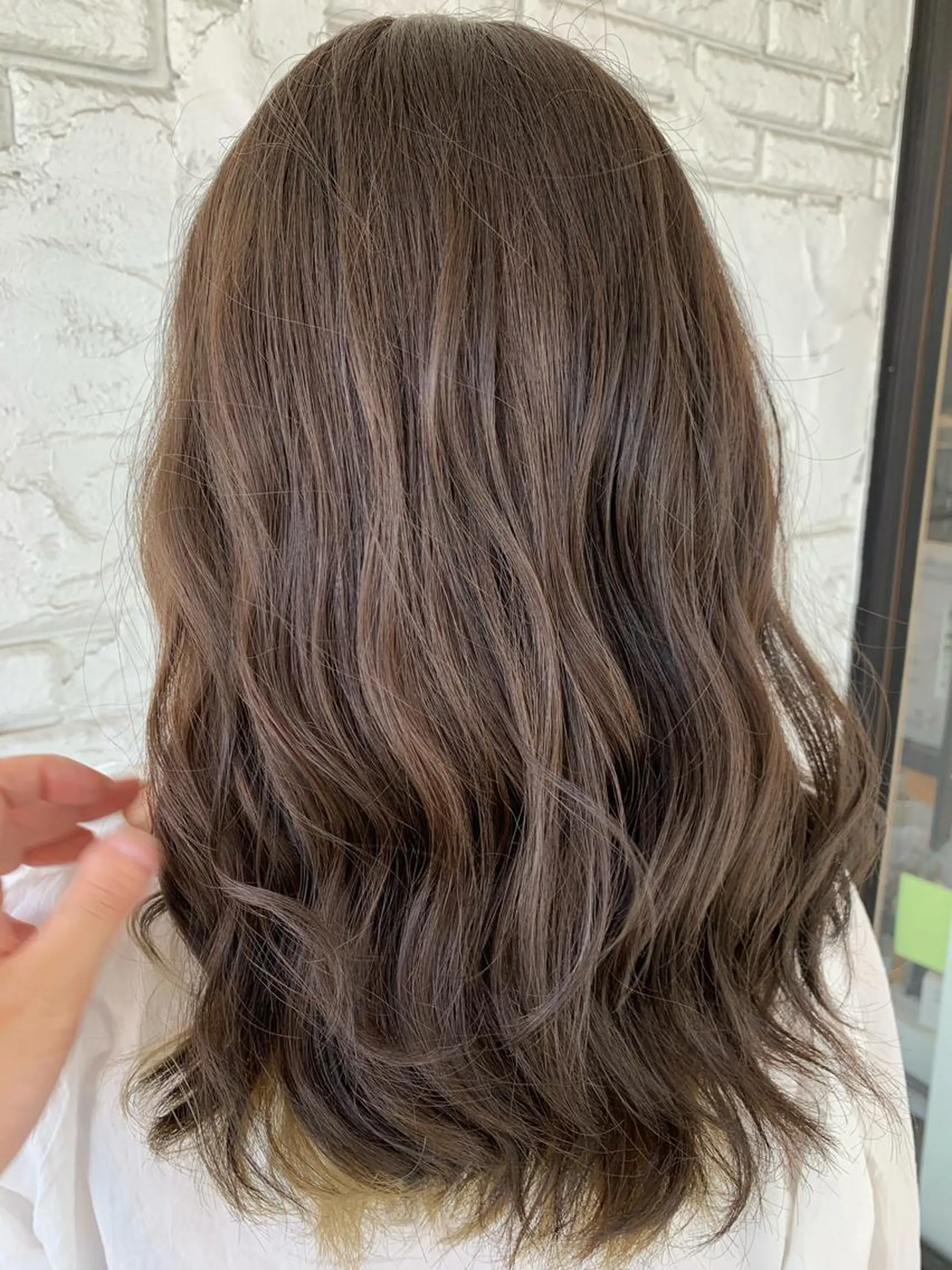 セミロング カラー アッシュ アッシュグレー アッシュグレージュ グレージュ Gain所属・Gain Nanamiのエステ・リラクイメージ