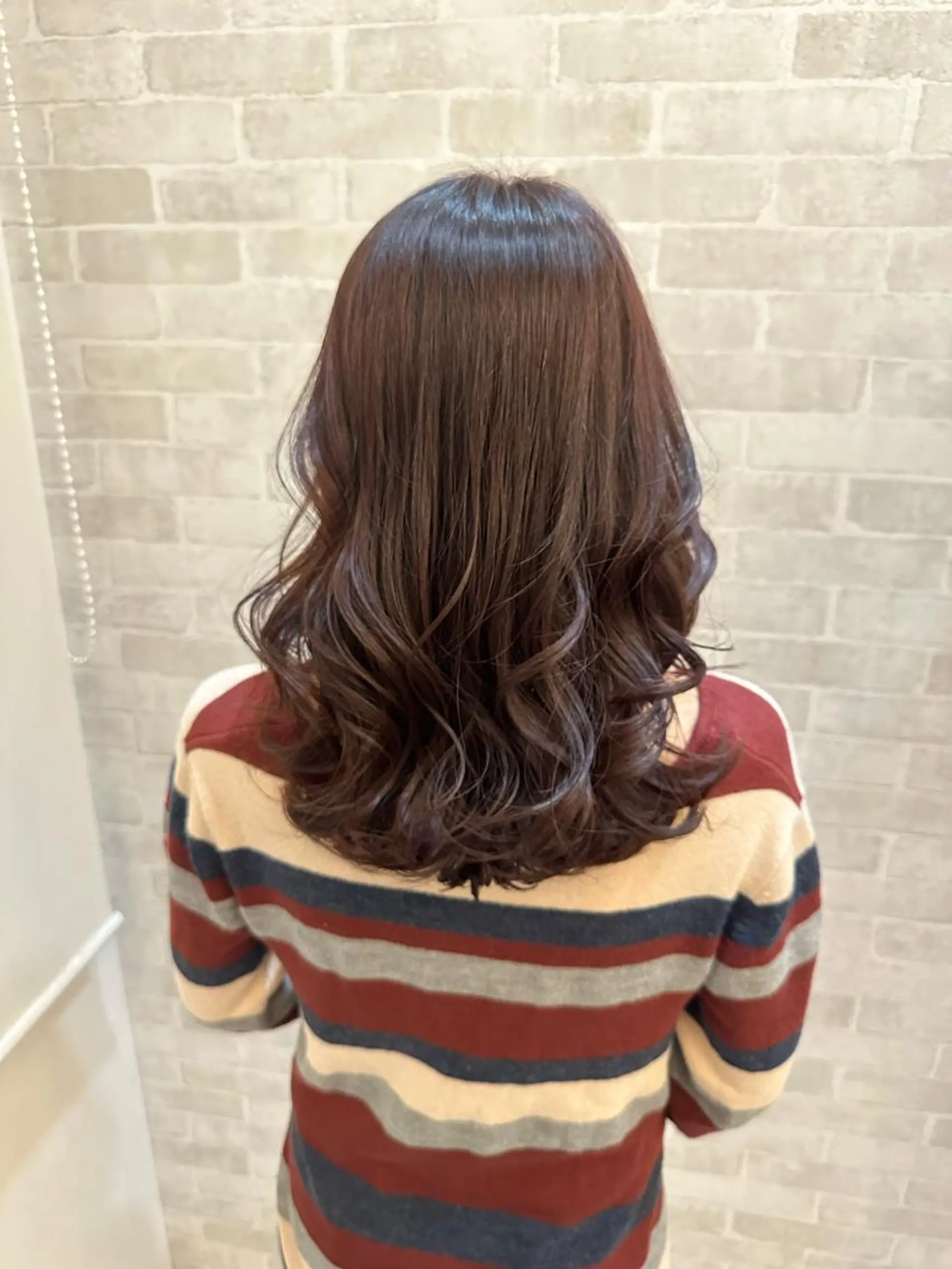セミロング カラー Well's TAIGAのヘアスタイル